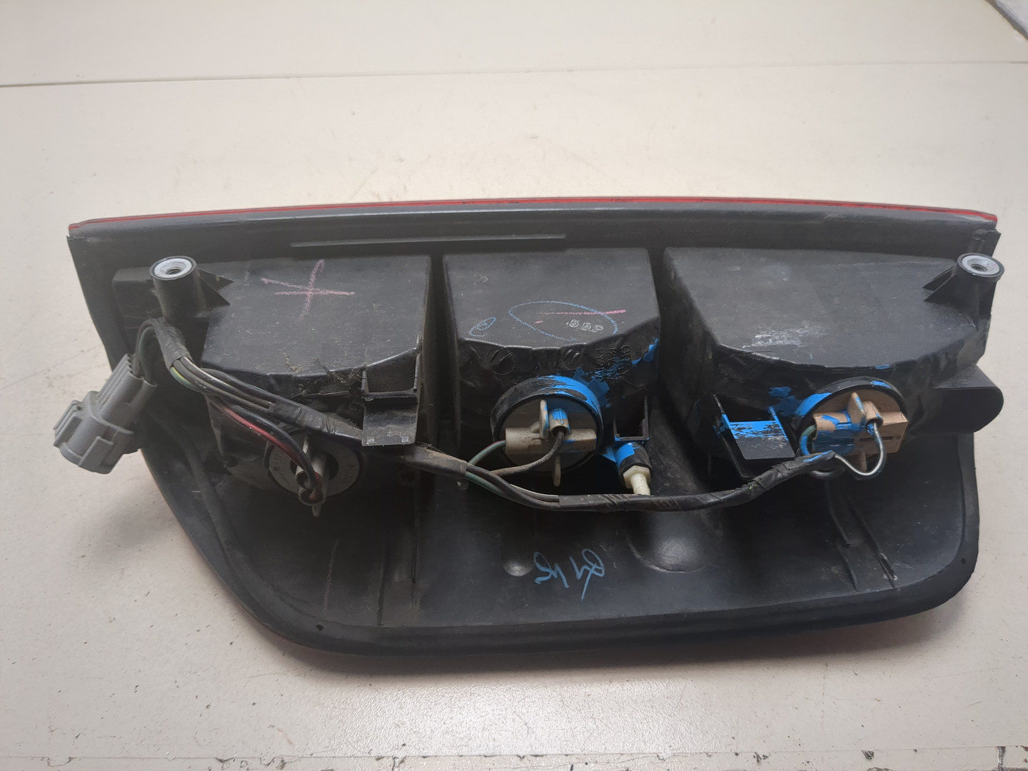 Фонарь задний левый