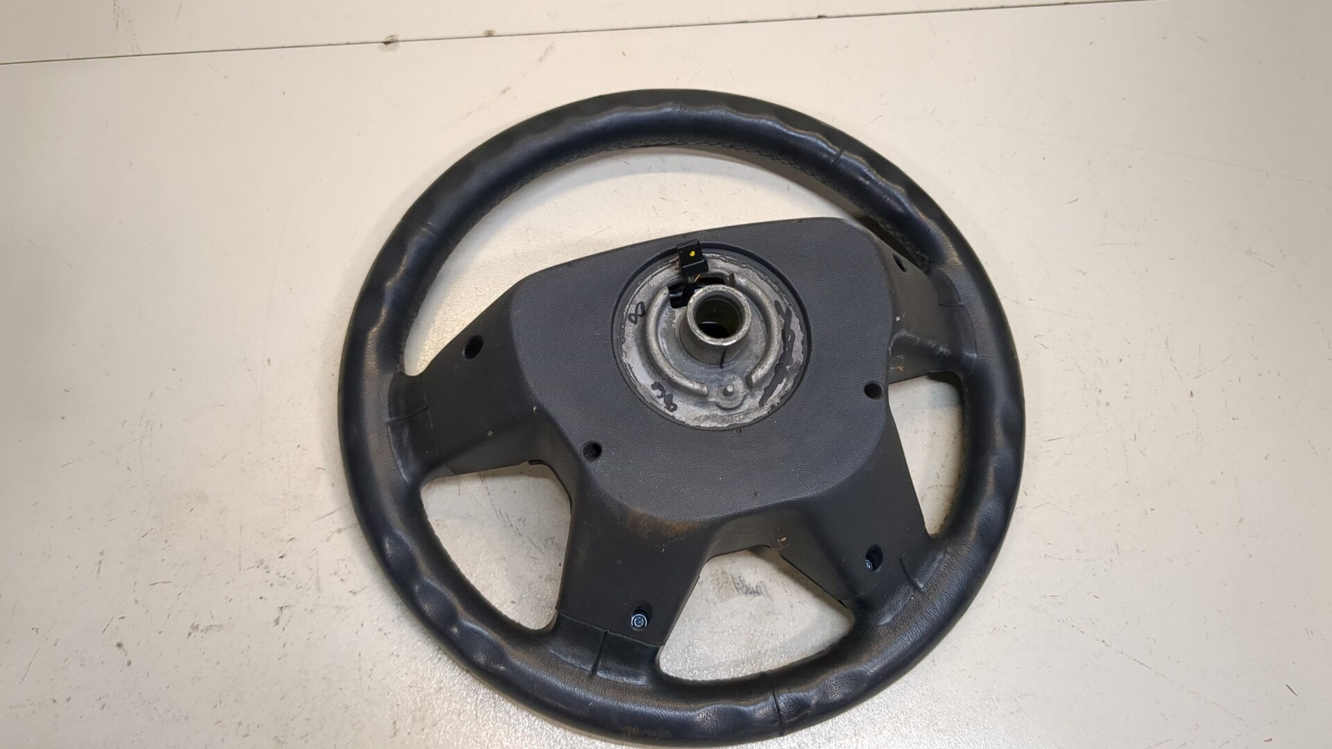 Рулевое колесо (руль)