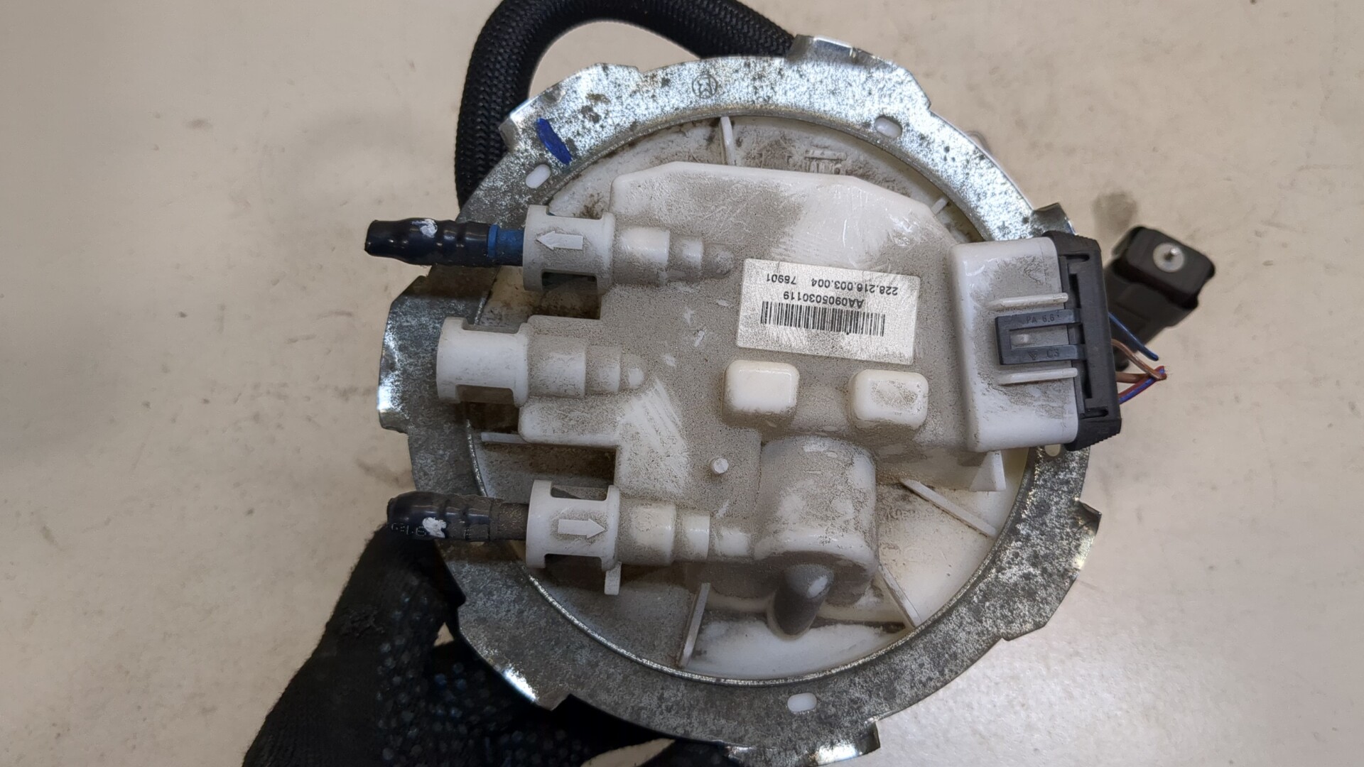 Насос топливный электрический