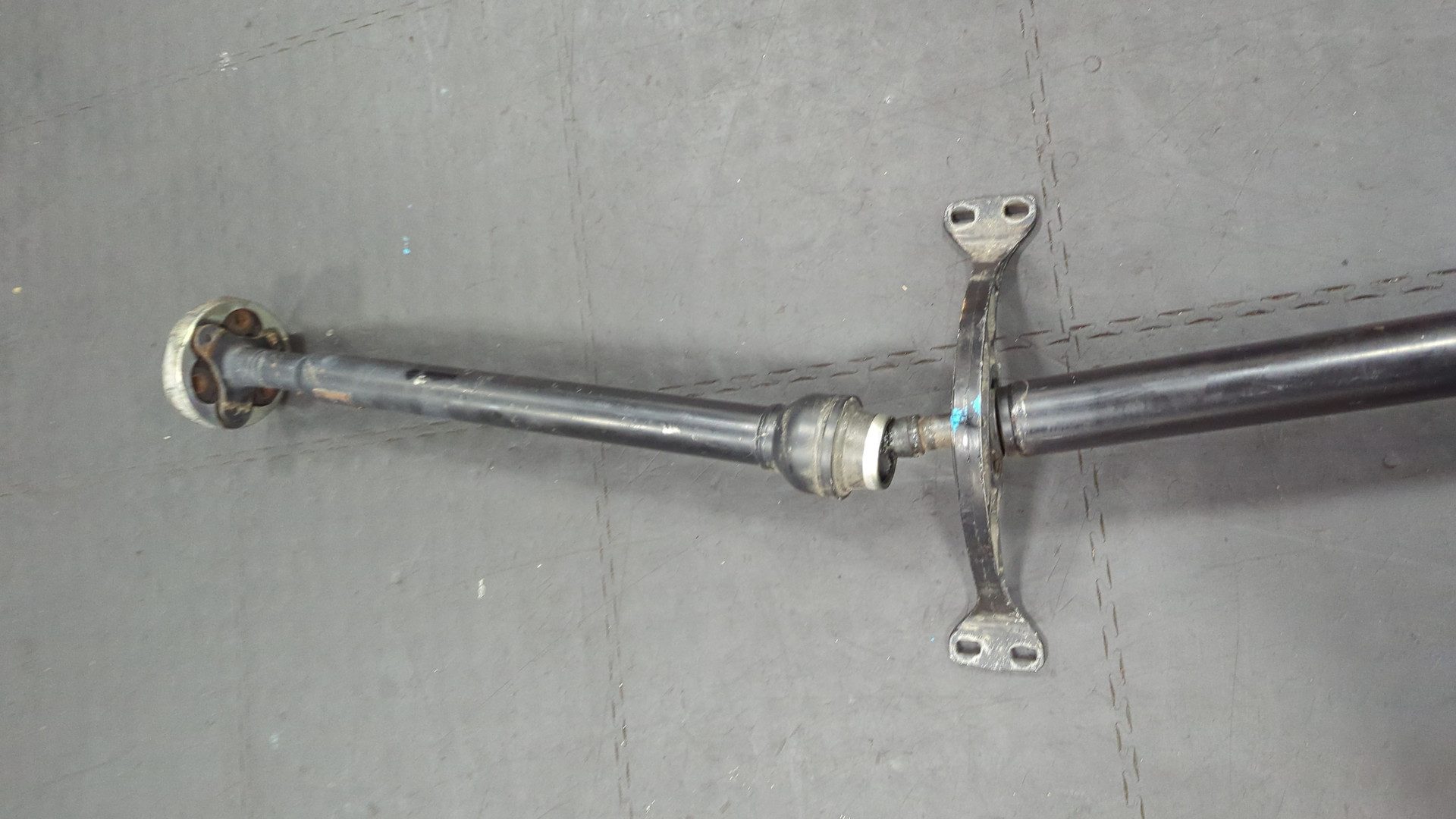 Вал карданный задний