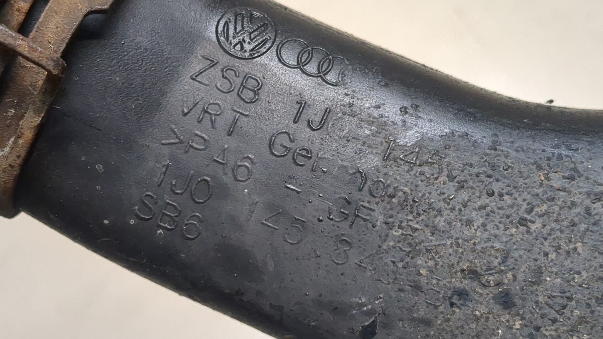 Патрубок интеркулера