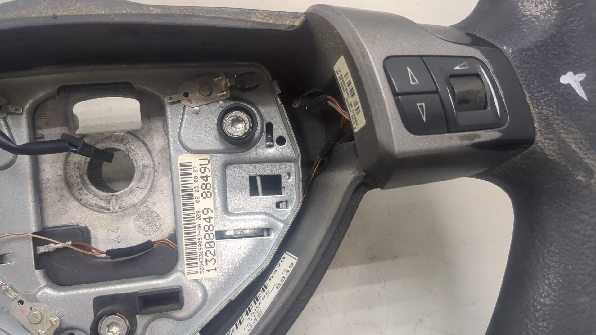 Рулевое колесо (руль)