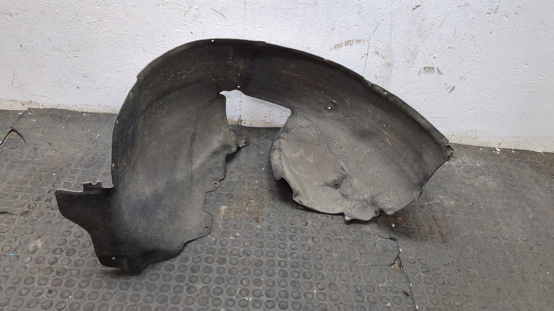 Локер передний правый