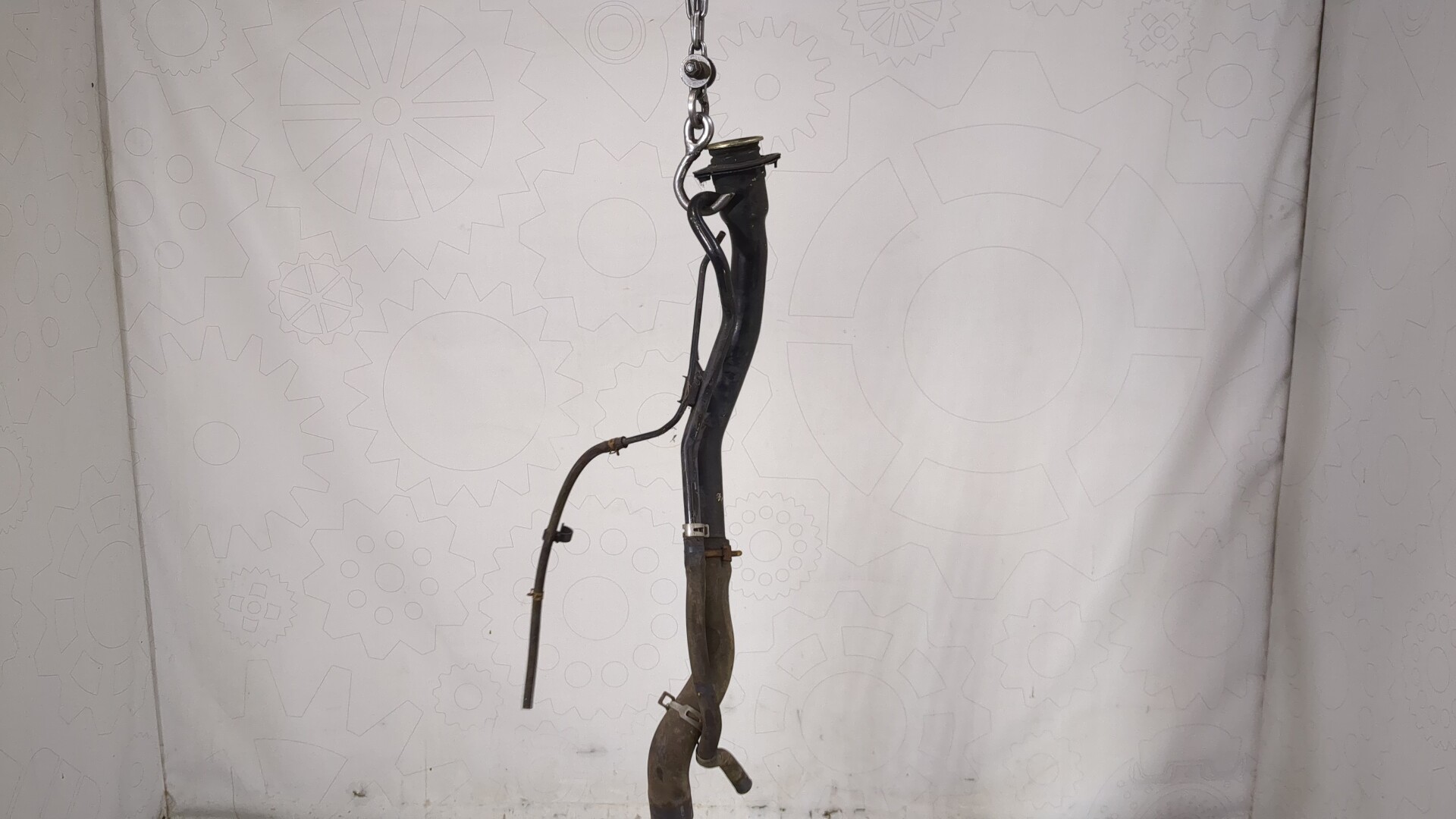 Горловина топливного бака