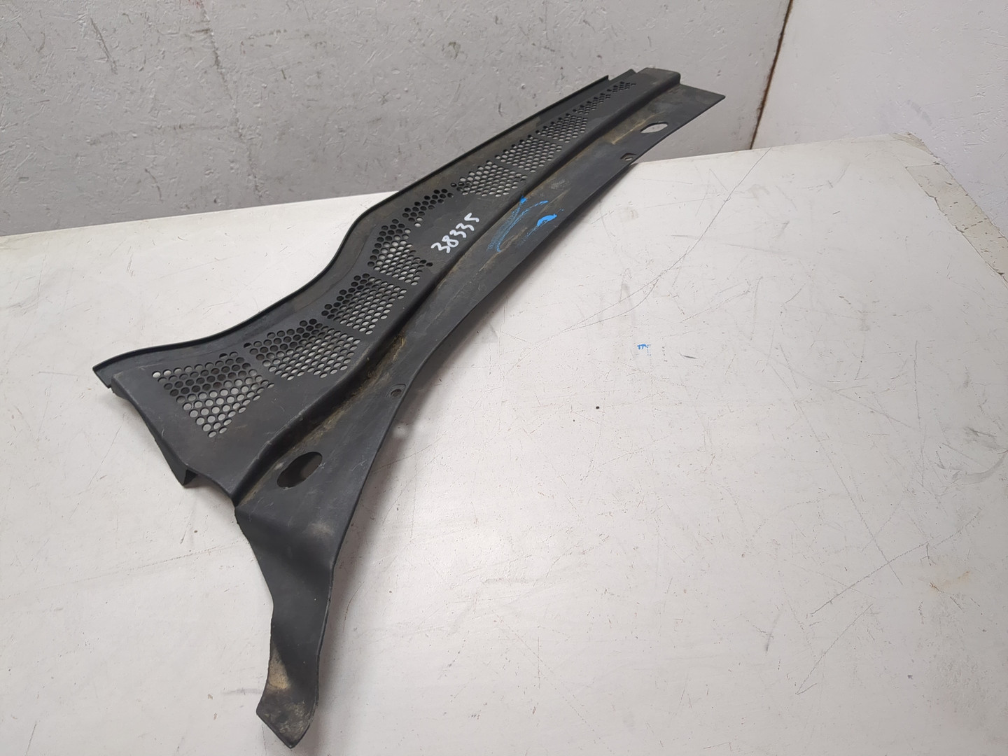 Решетка стеклоочистителей (Жабо)