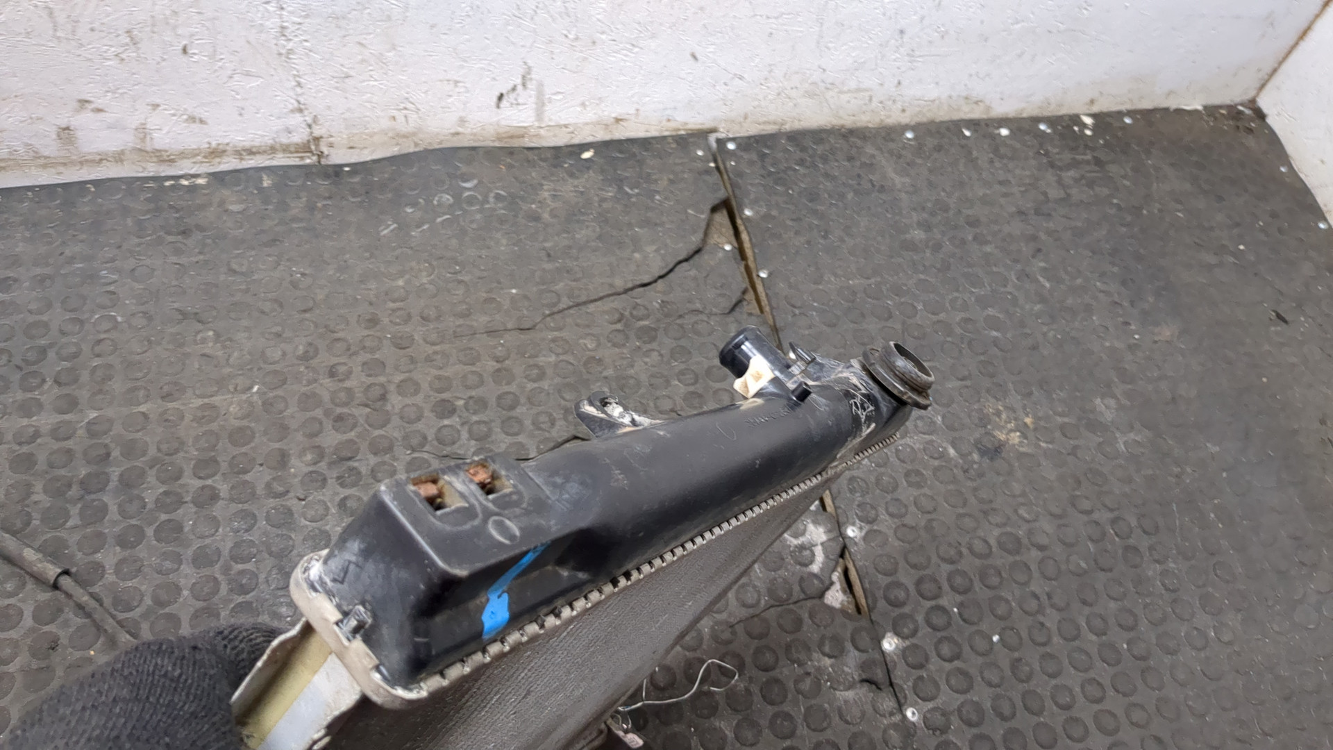 Радиатор охлаждения двигателя основной