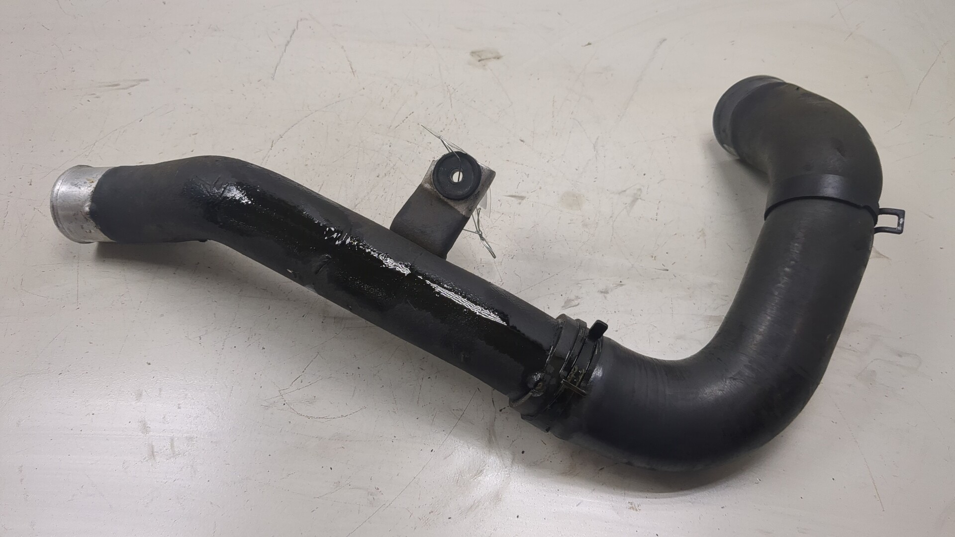 Патрубок интеркулера