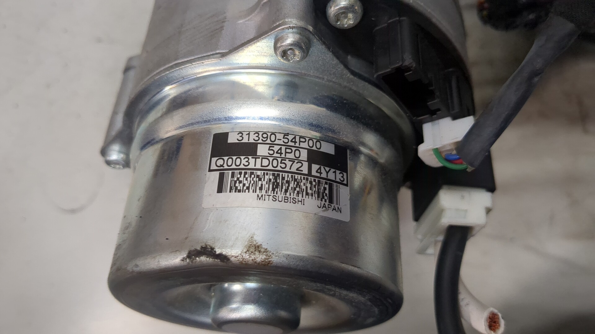 Серводвигатель рулевой рейки