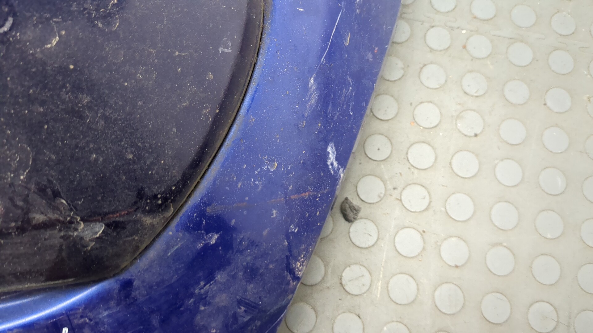 Бампер задний