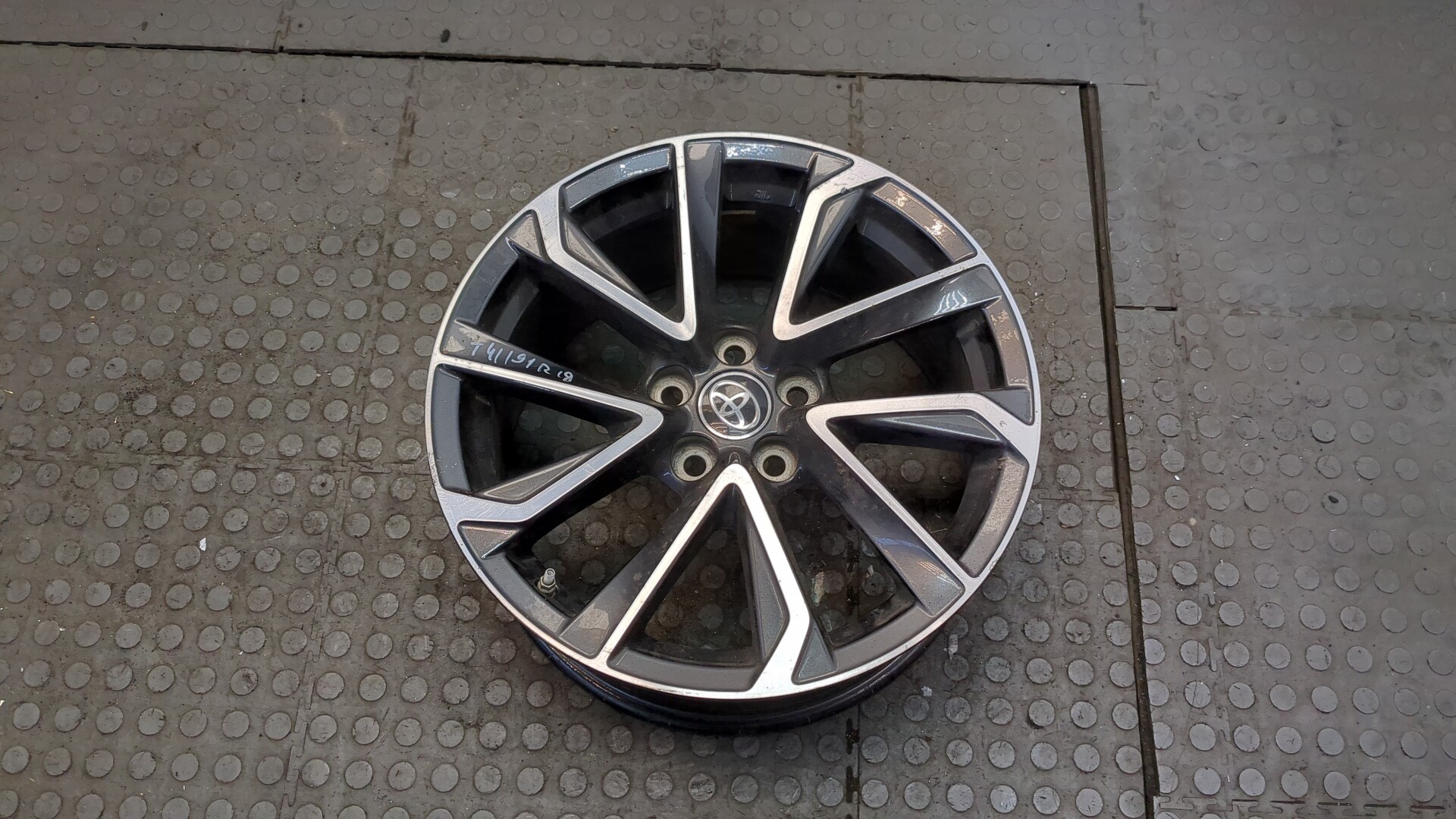 Диск колесный литой