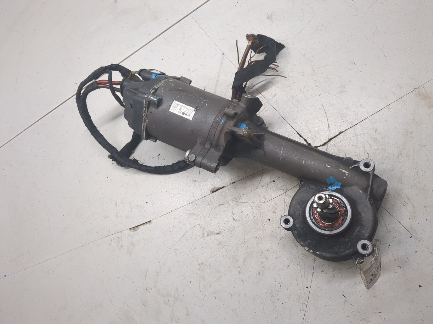 Серводвигатель рулевой рейки