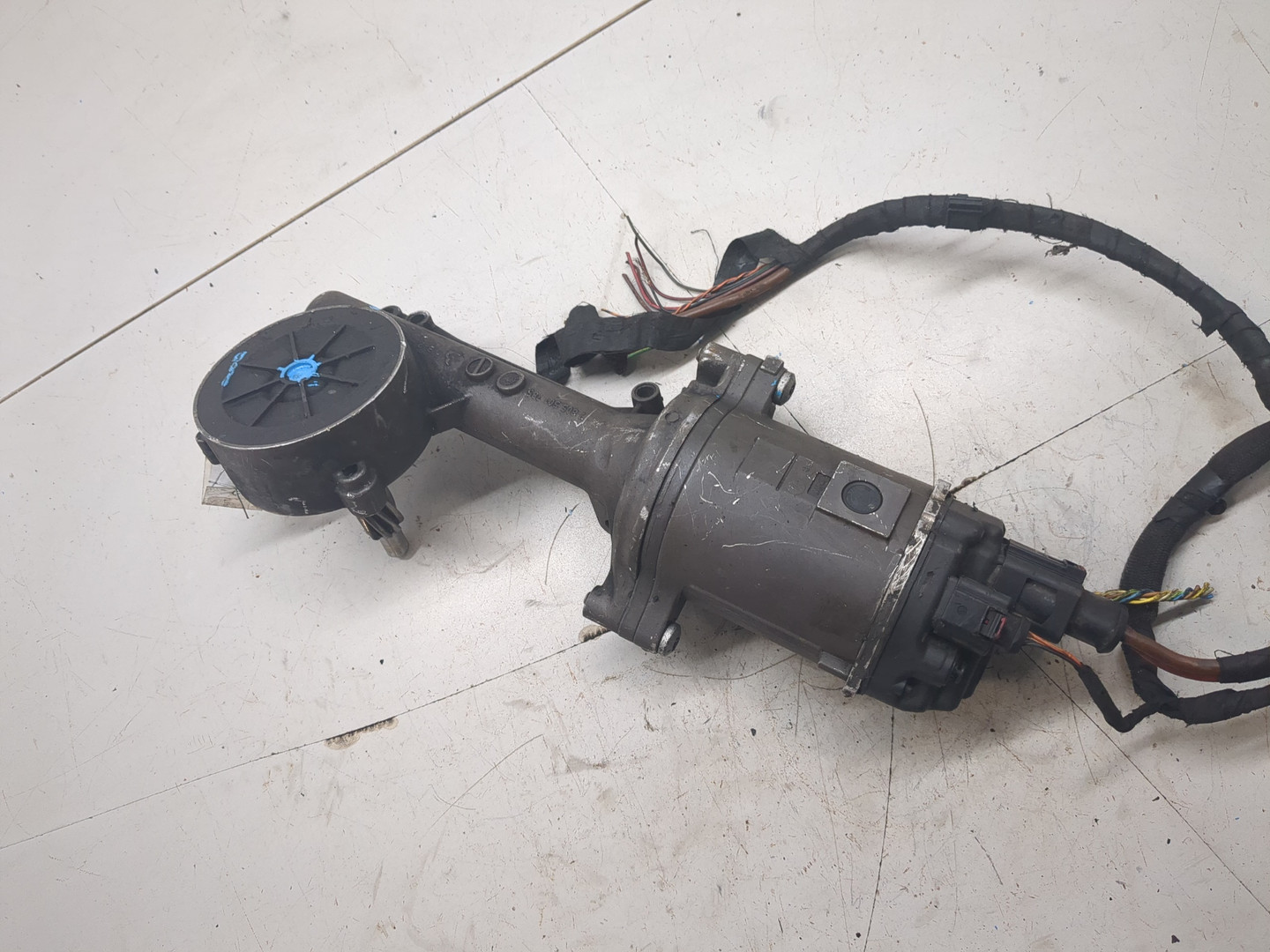 Серводвигатель рулевой рейки