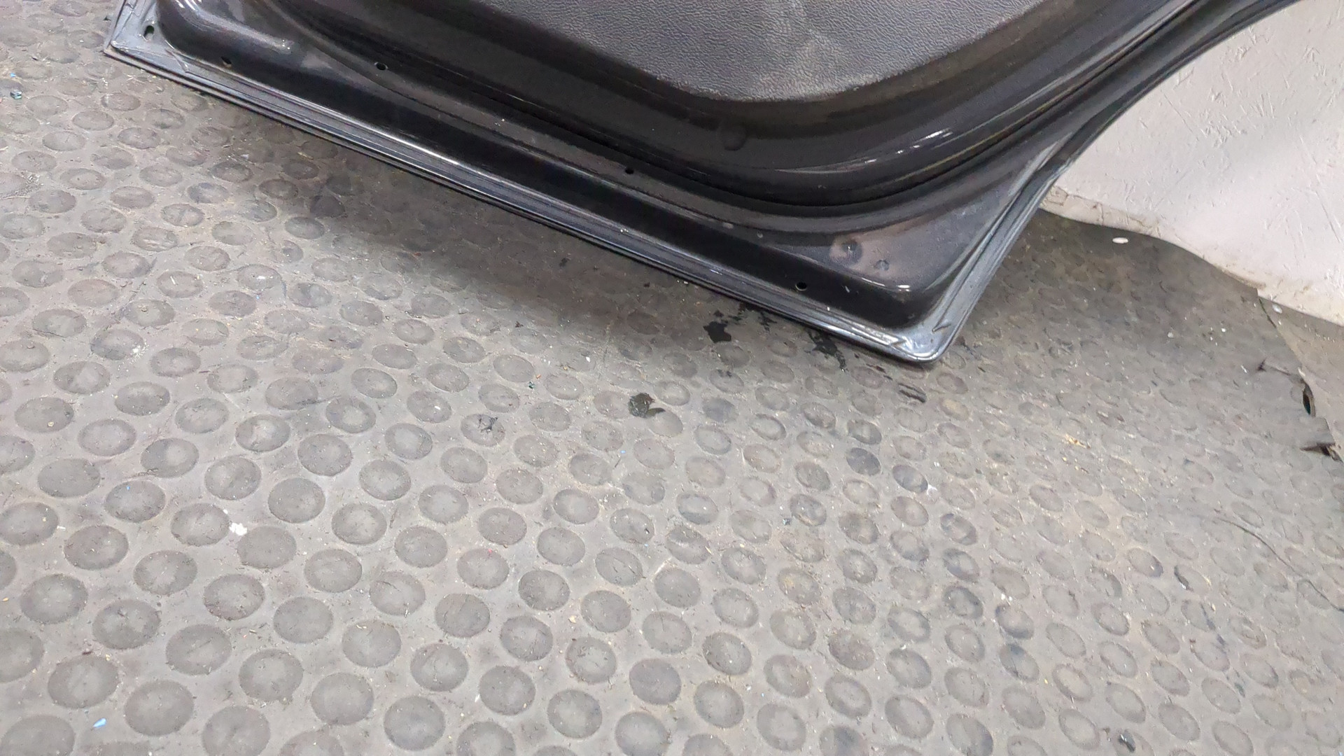Дверь задняя правая
