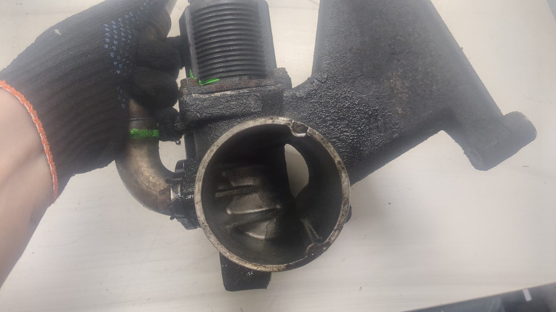 Клапан рециркуляции выхлопных газов (EGR)