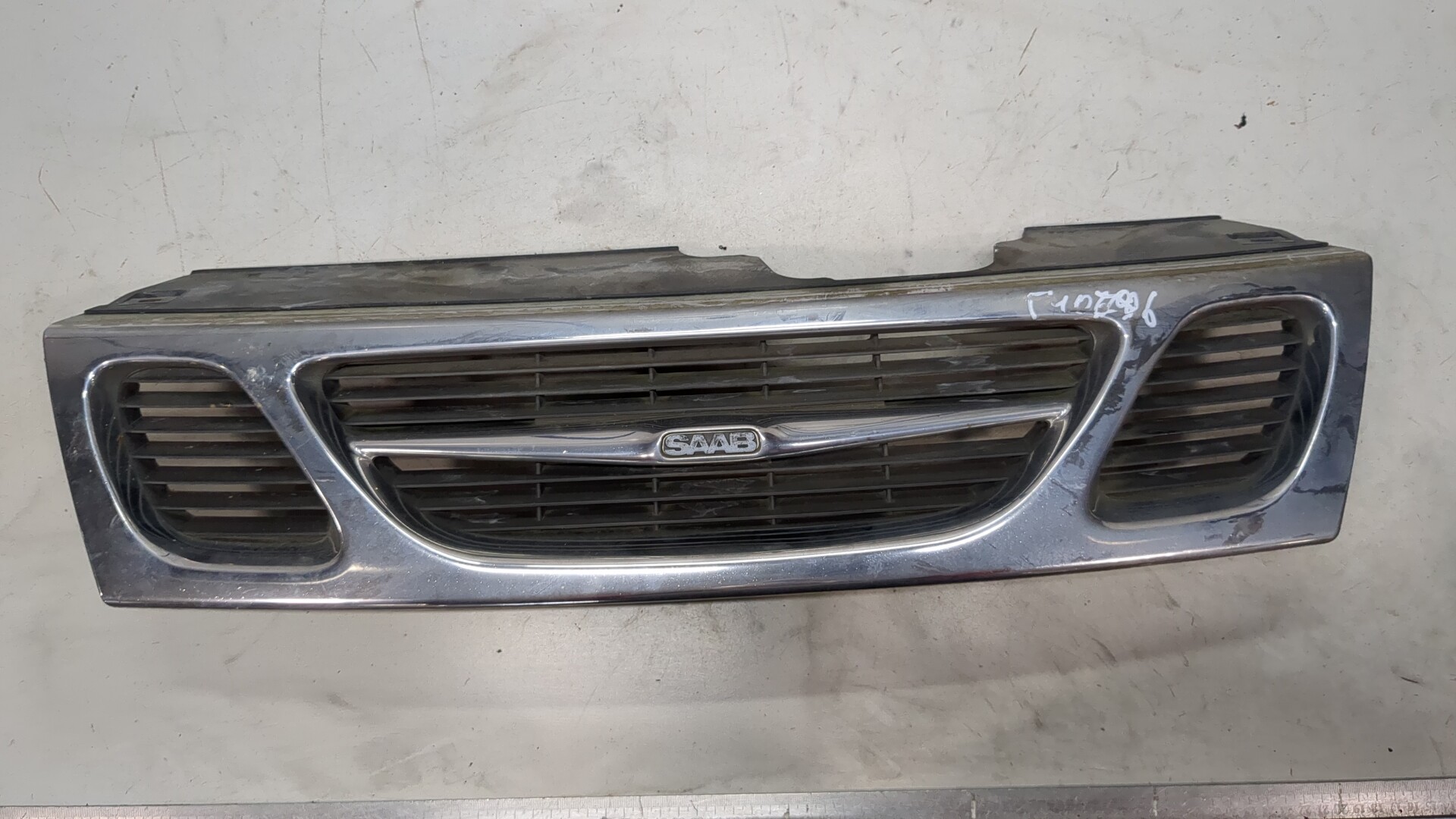 Решетка радиатора