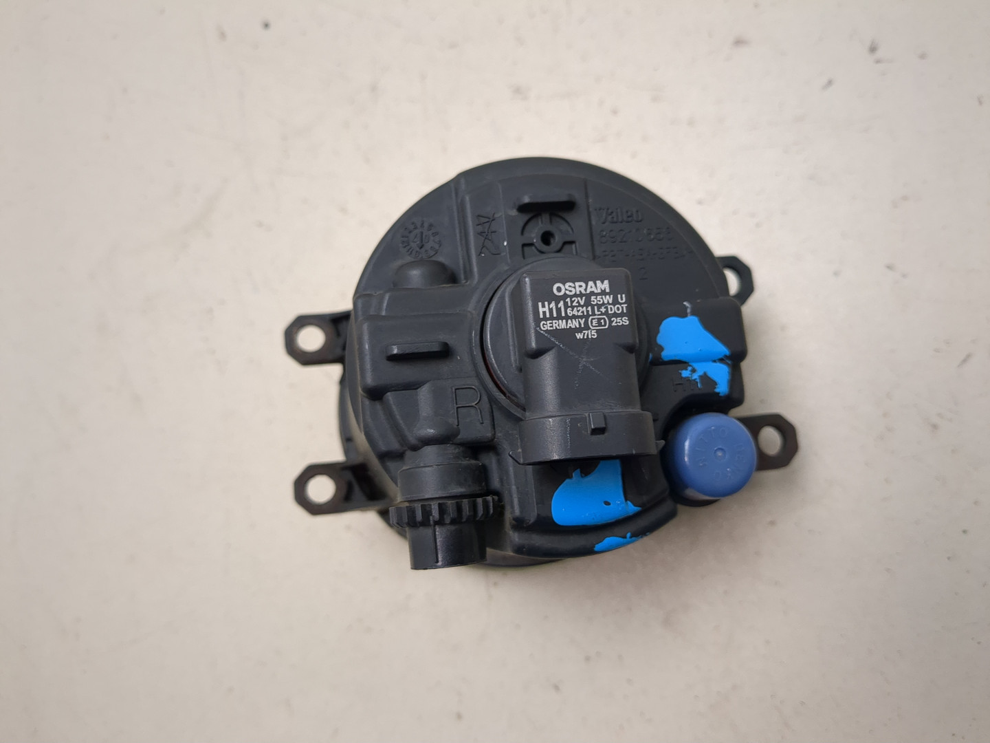 Фара противотуманная правая