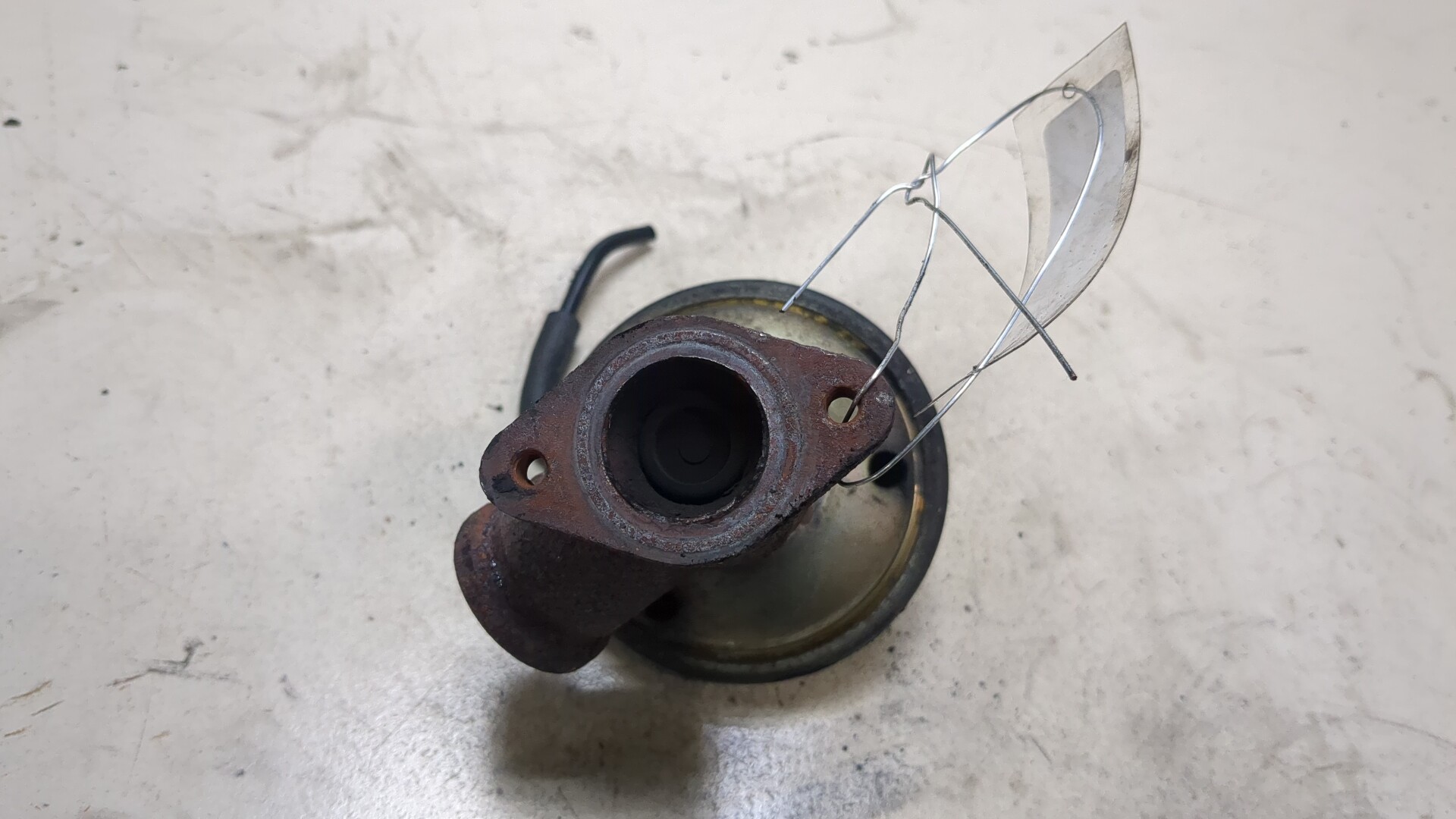 Клапан рециркуляции выхлопных газов (EGR)