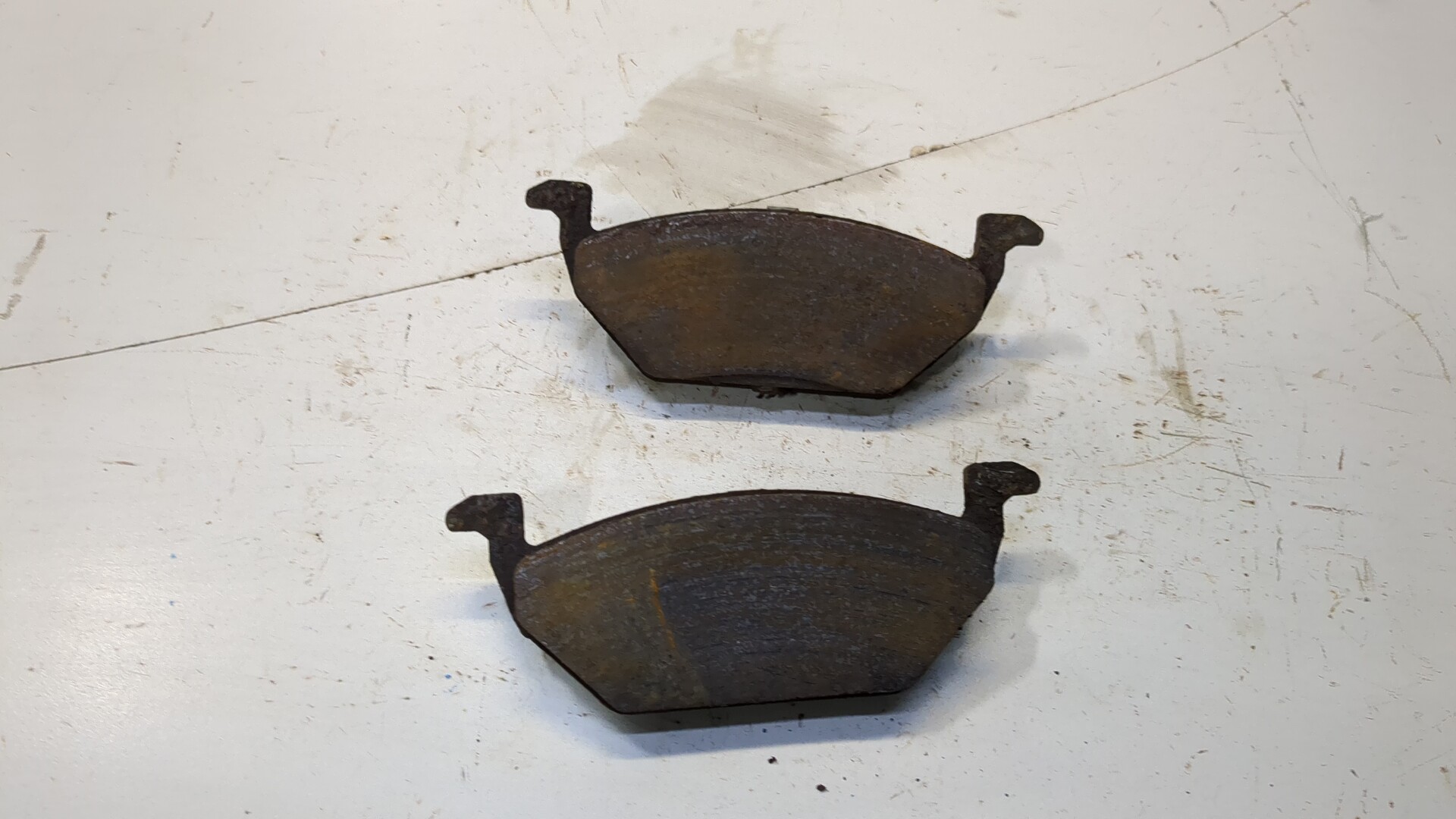 Колодки тормозные передние к-т