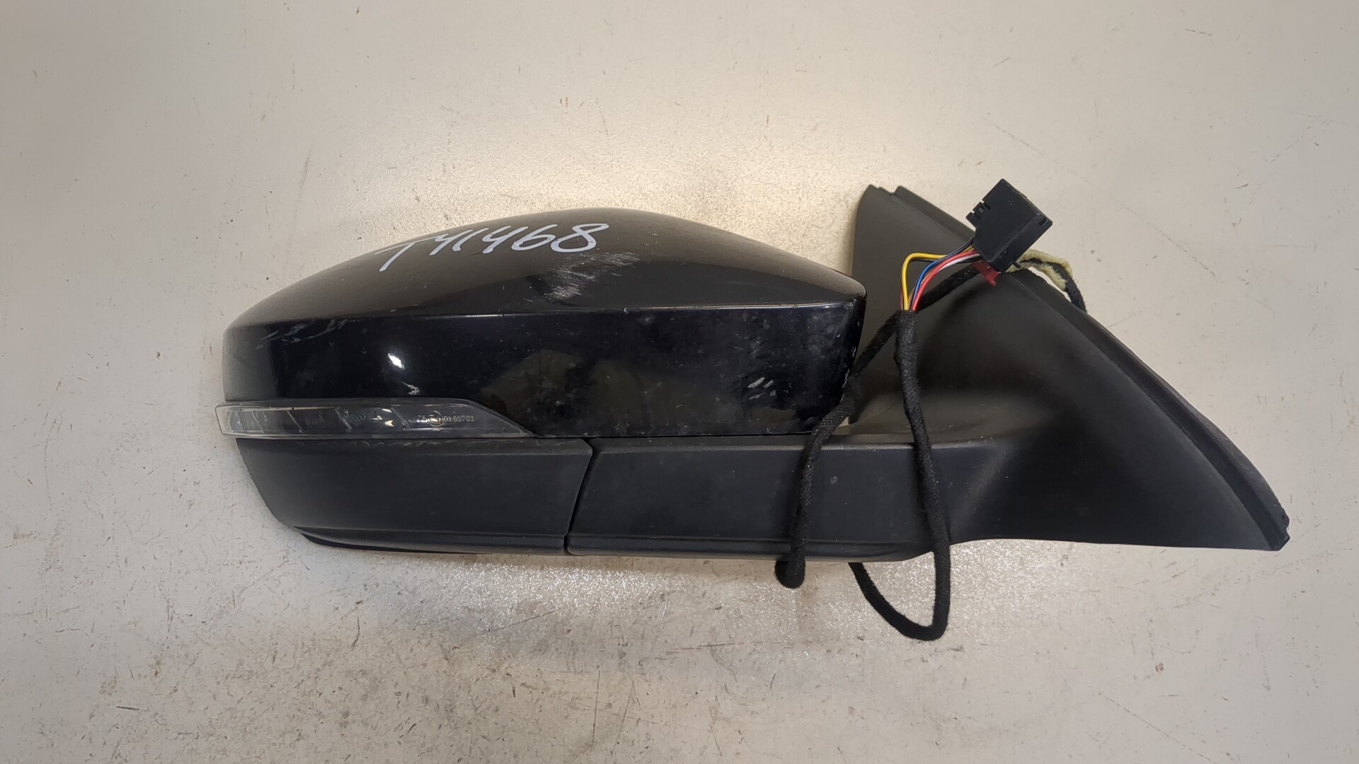 Зеркало правое электрическое