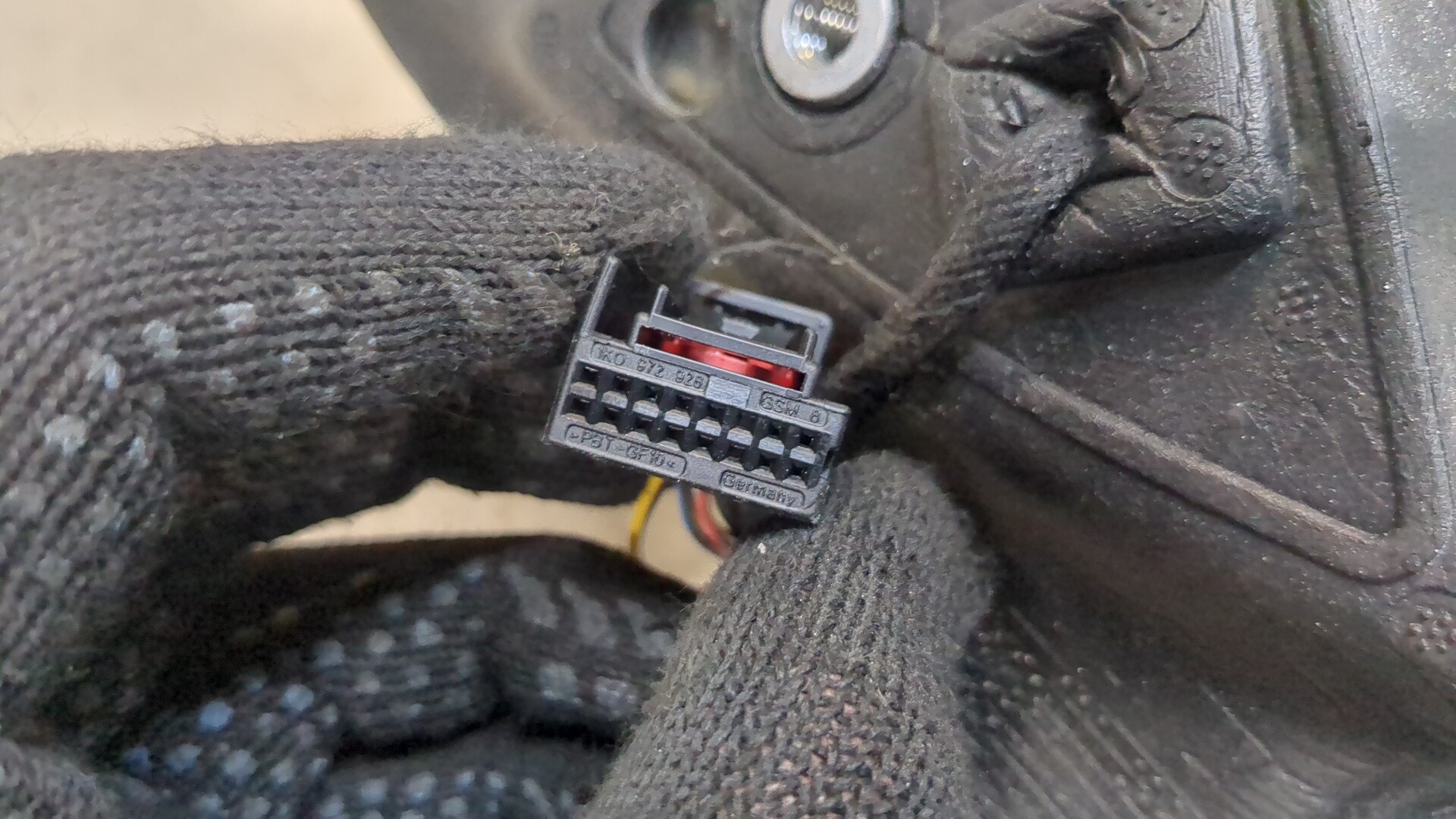 Зеркало правое электрическое