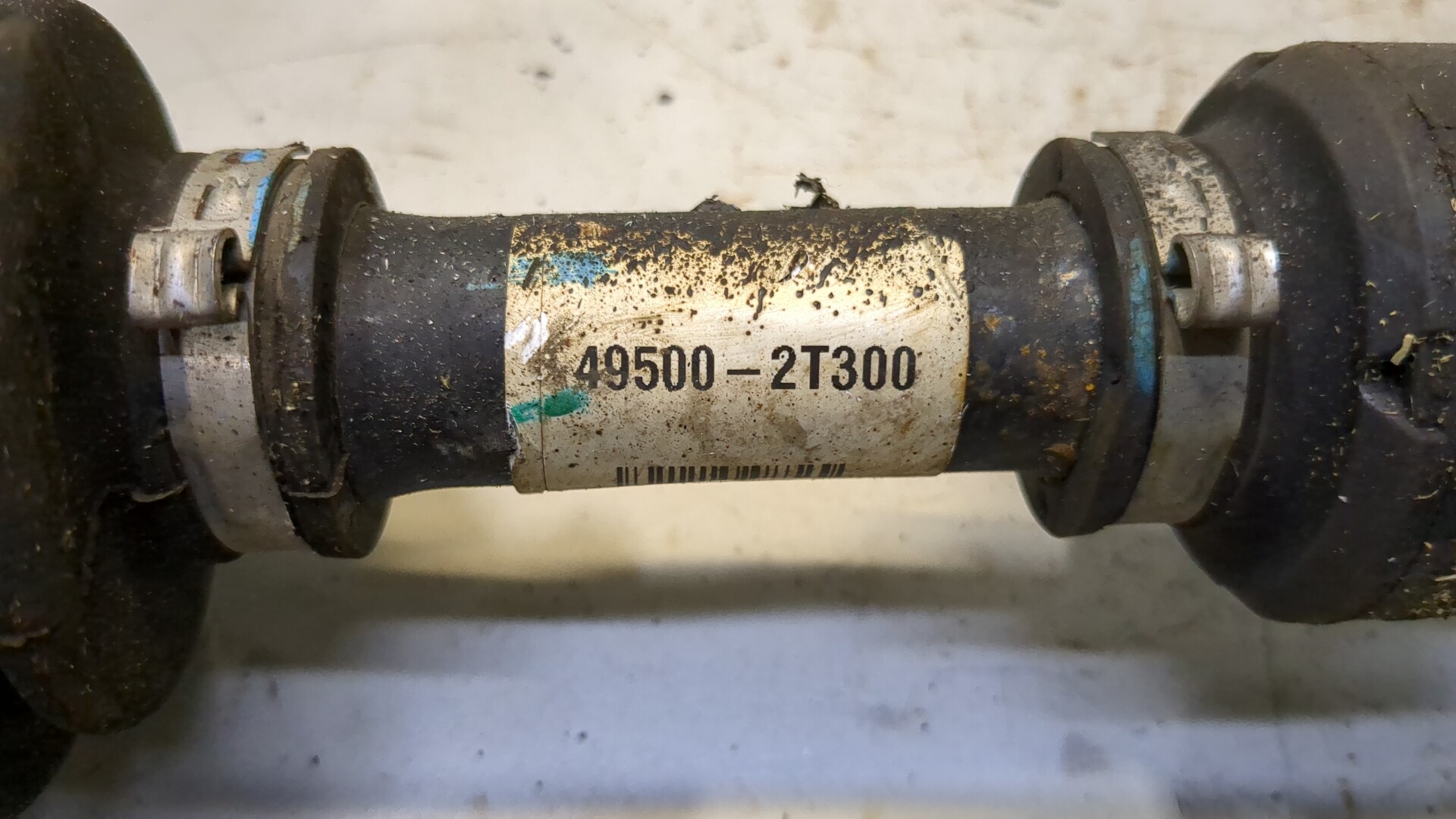 Полуось передняя левая