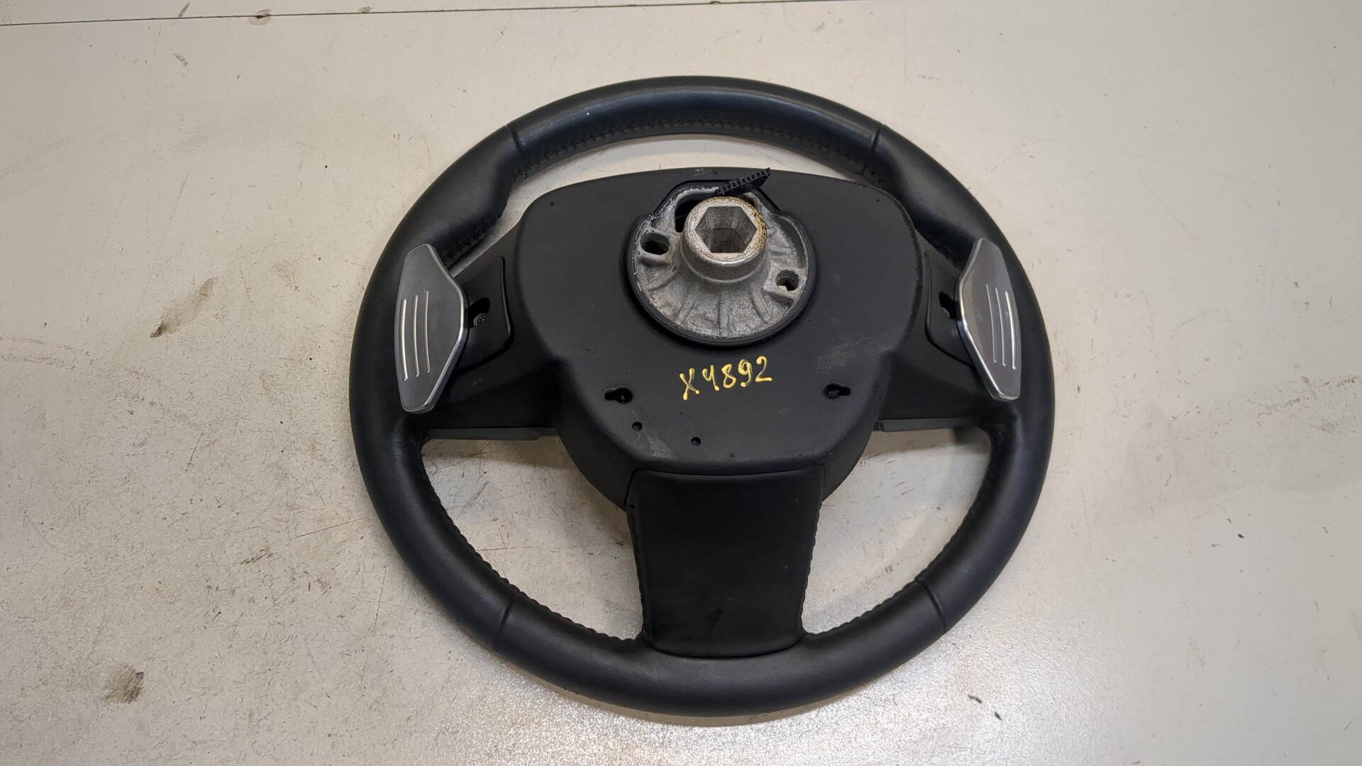 Рулевое колесо (руль)