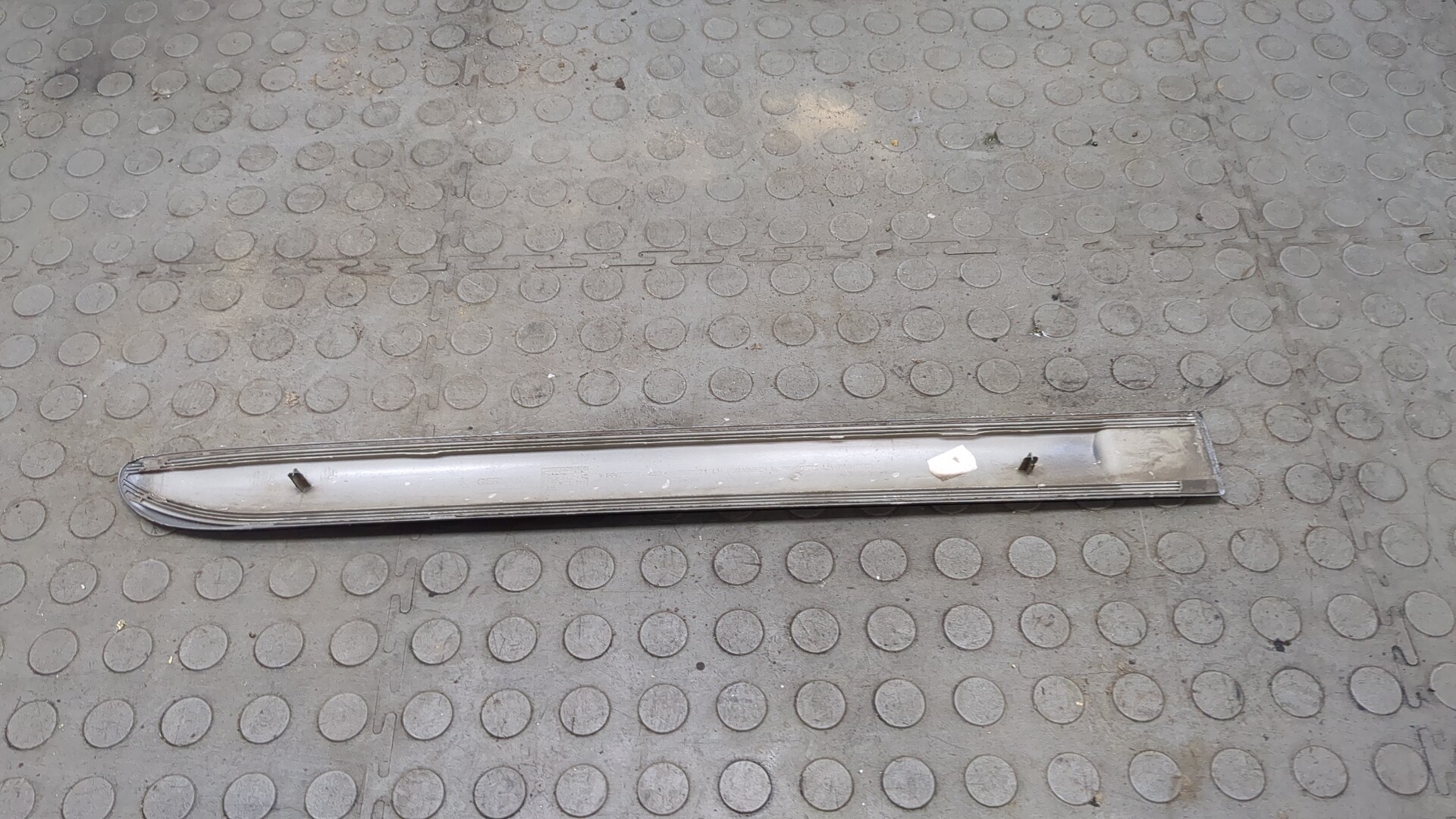 Молдинг двери