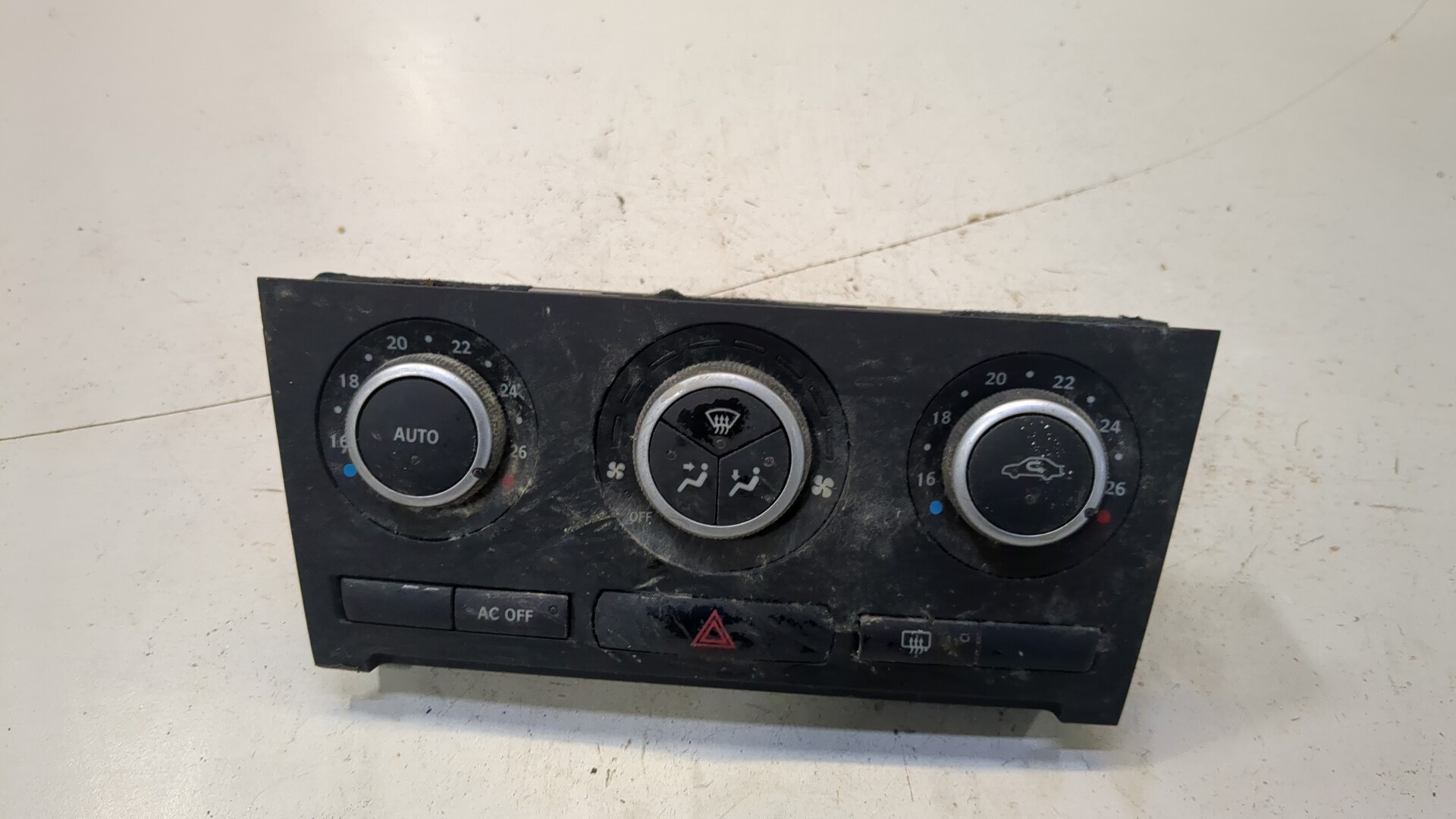 Переключатель отопителя