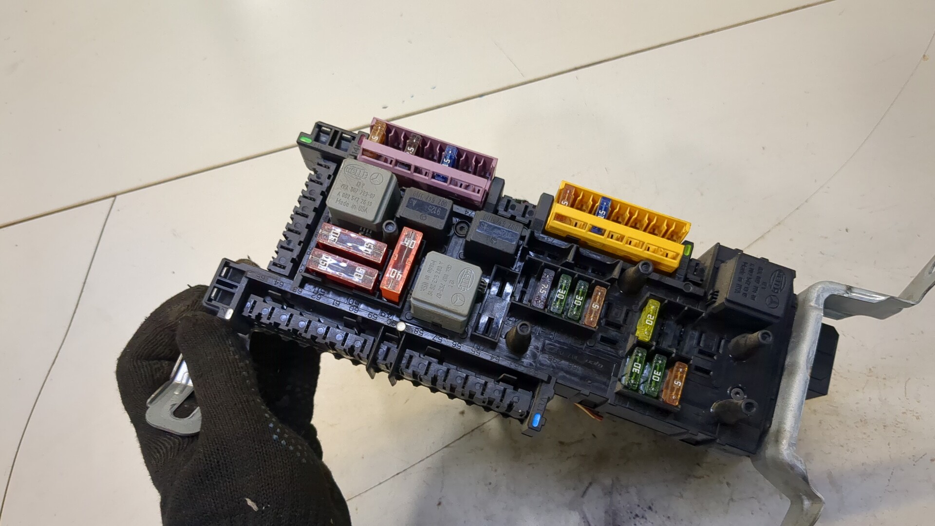 Блок предохранителей