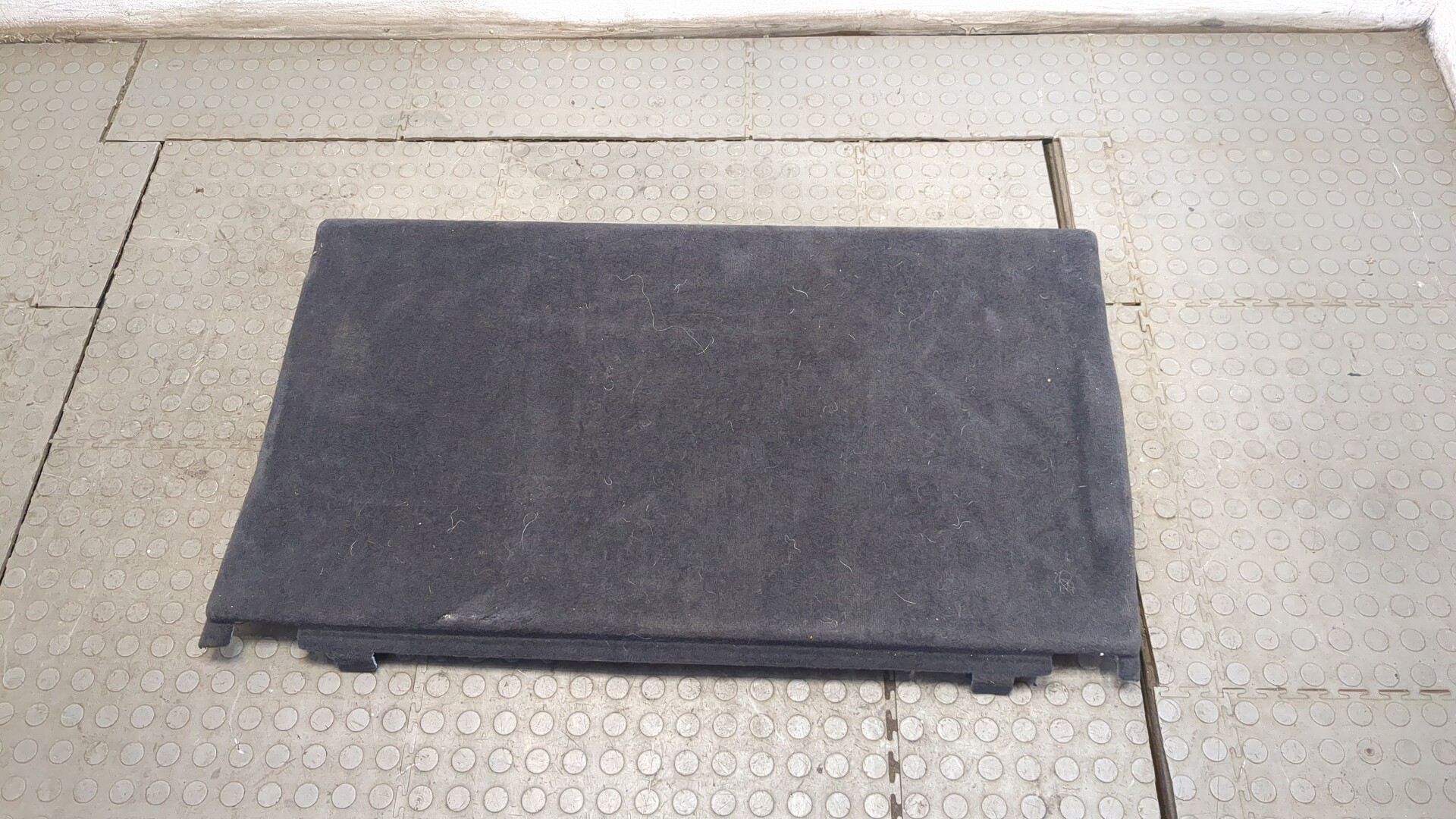 Обшивка багажника