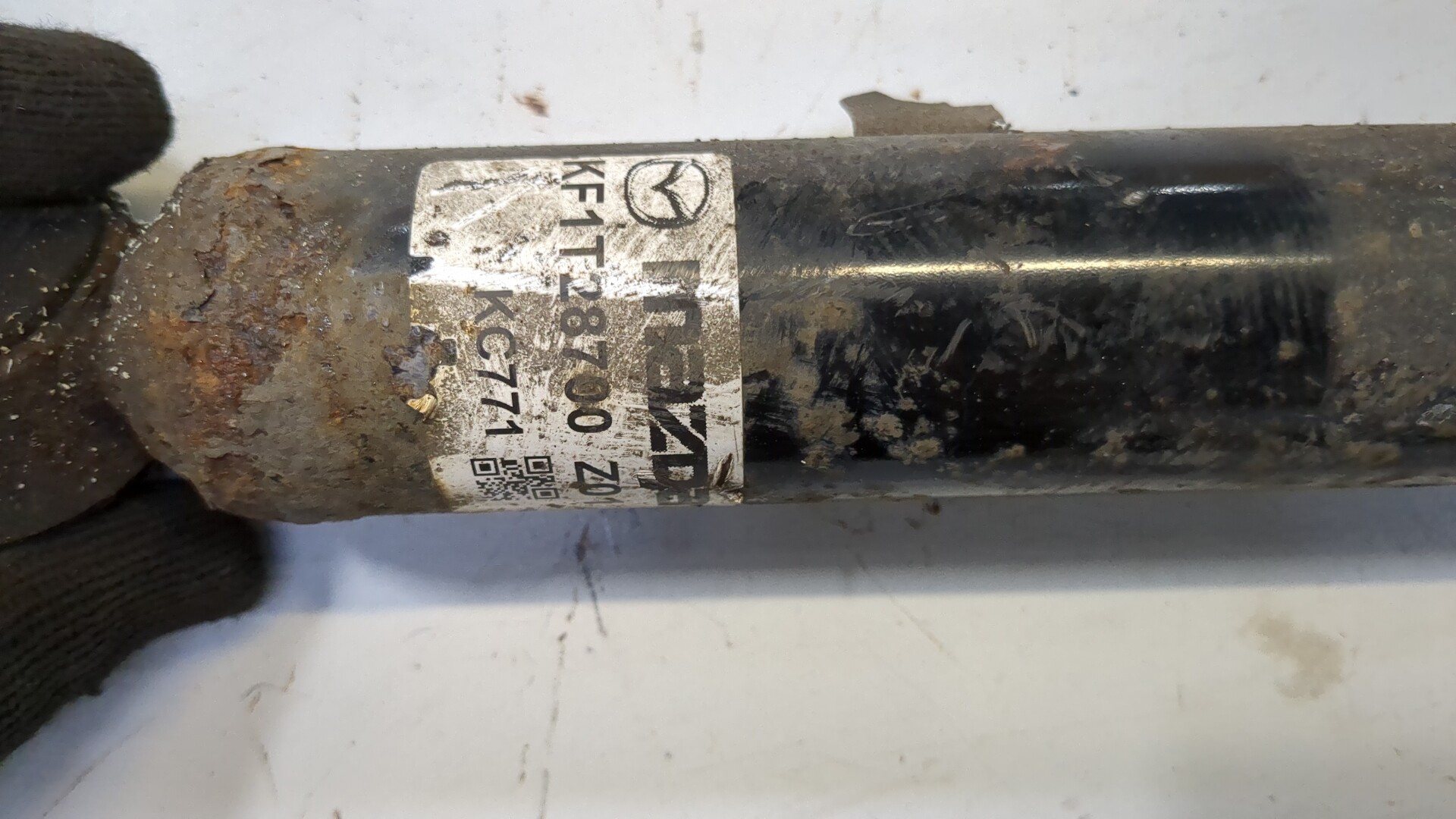 Амортизатор задний (стойка)