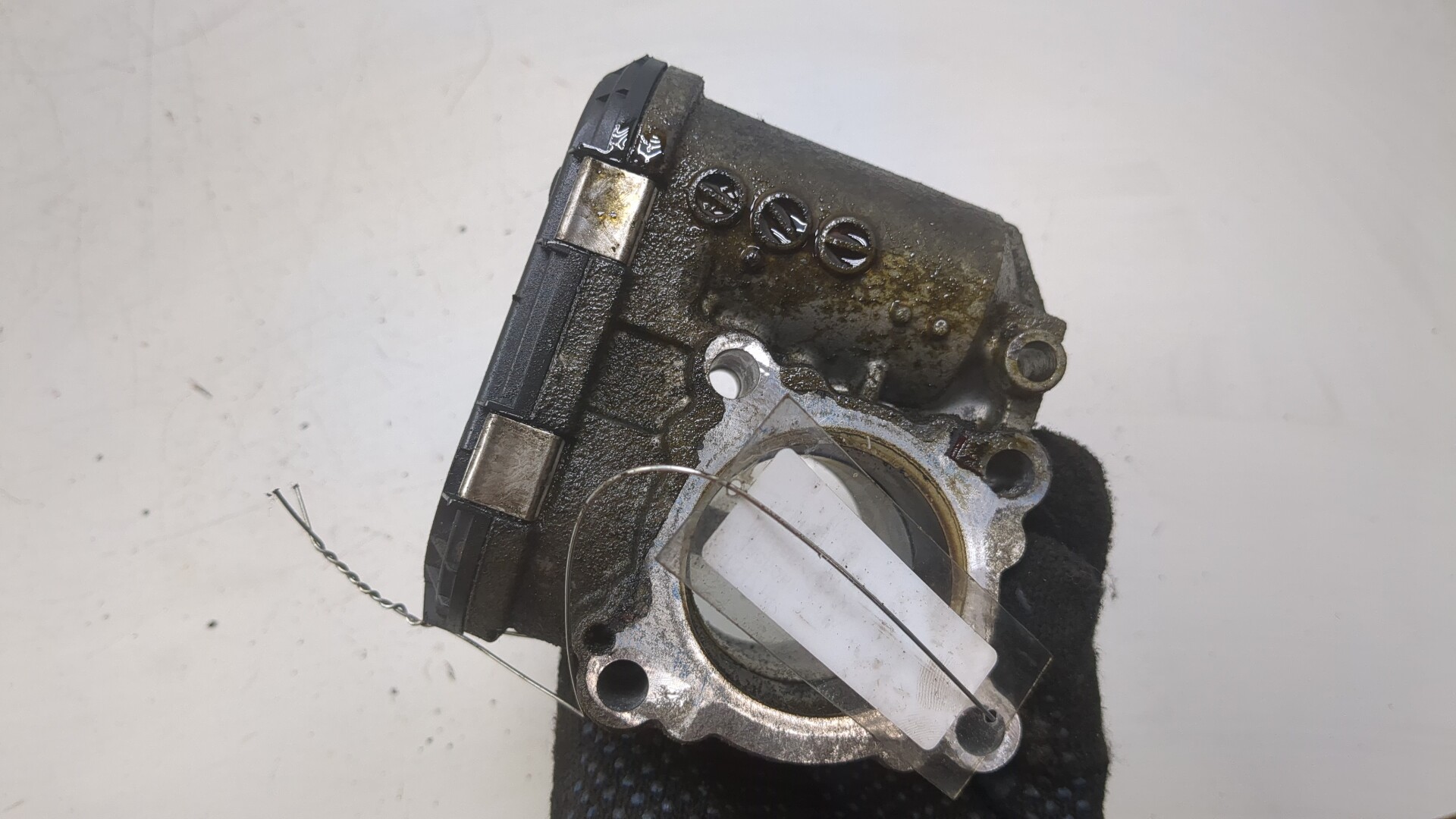 Заслонка дроссельная электрическая