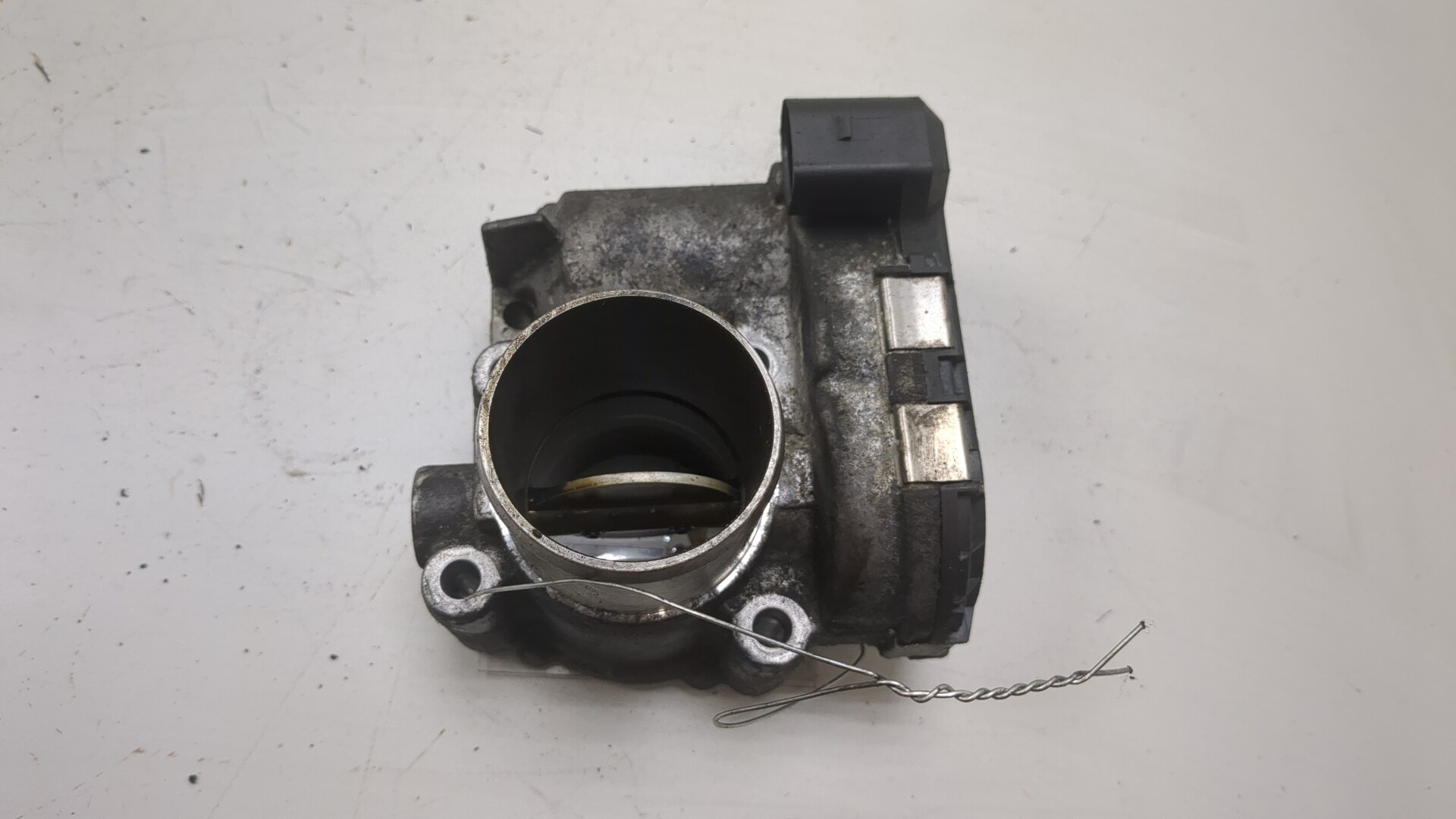 Заслонка дроссельная электрическая