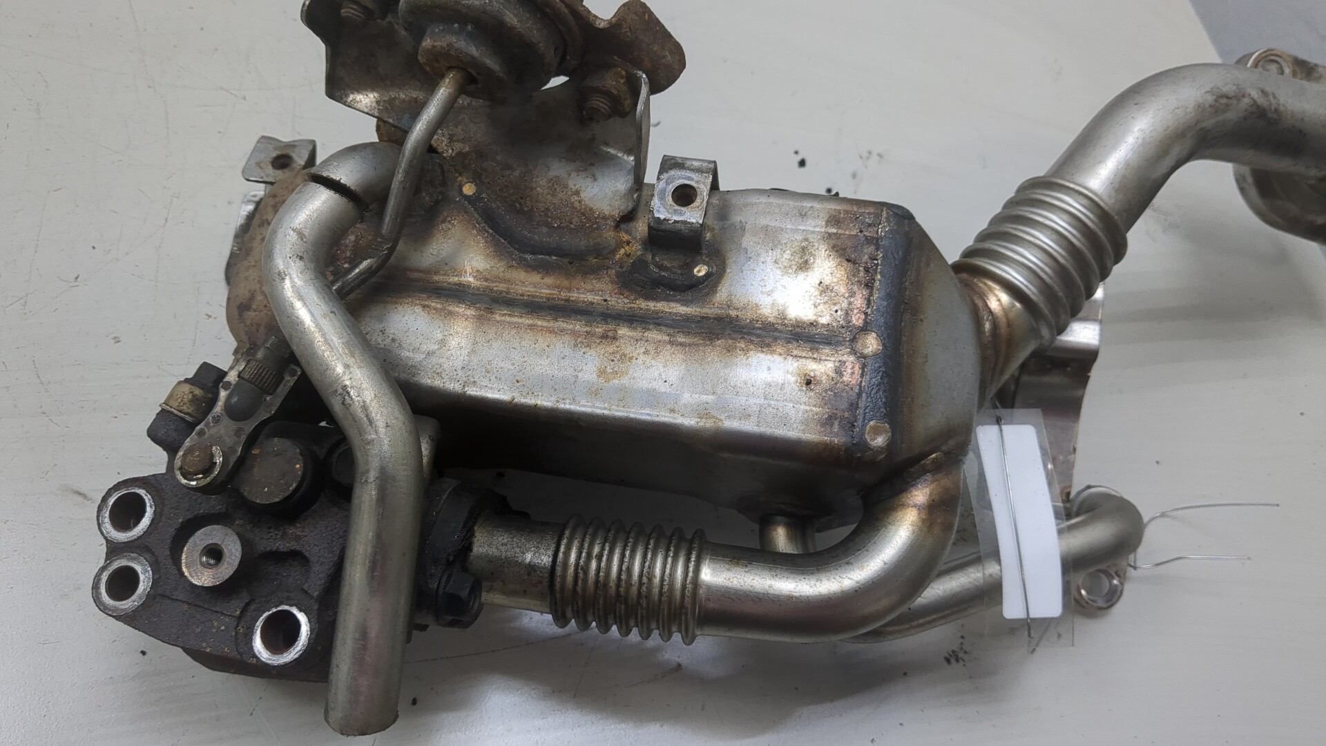 Тройник вентиляции картерных газов