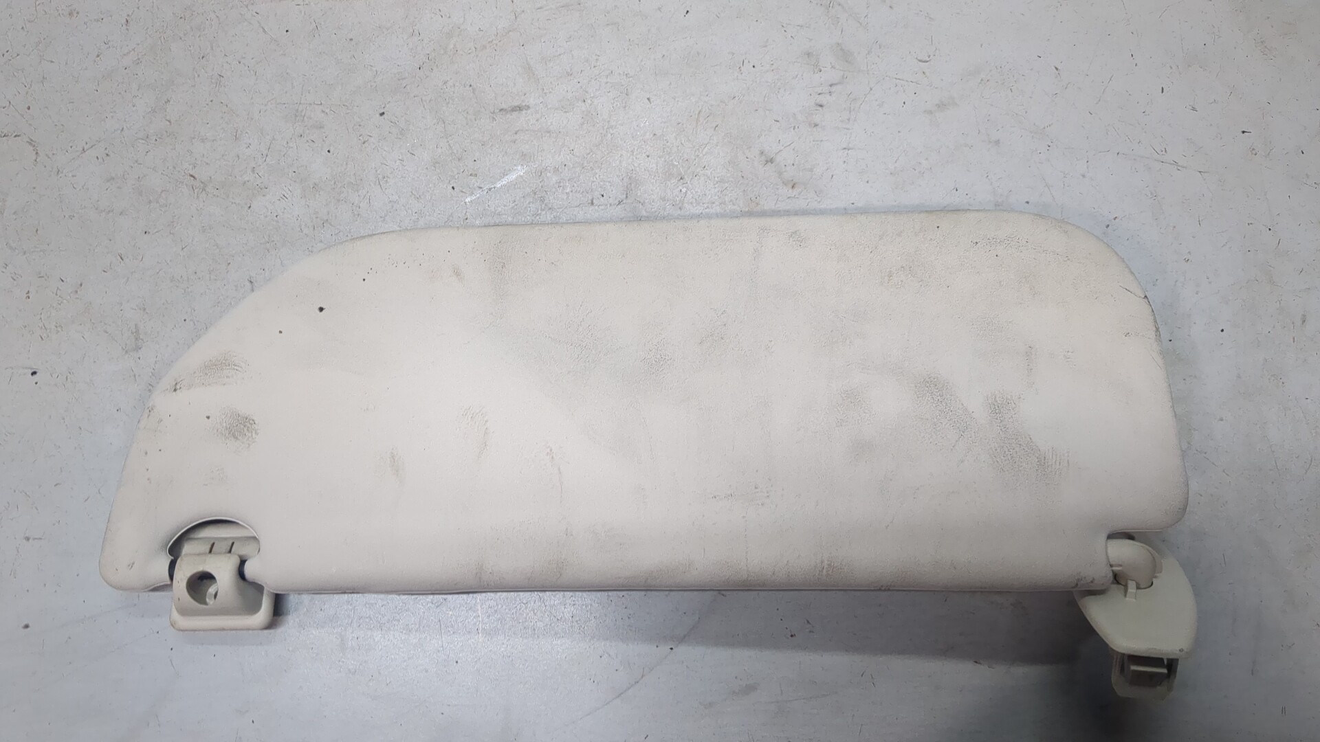 Козырек солнцезащитный