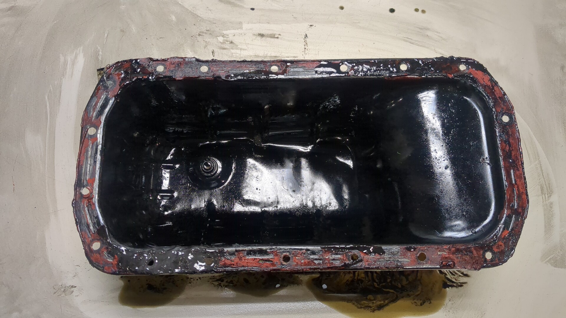 Поддон масляный двигателя (картер)