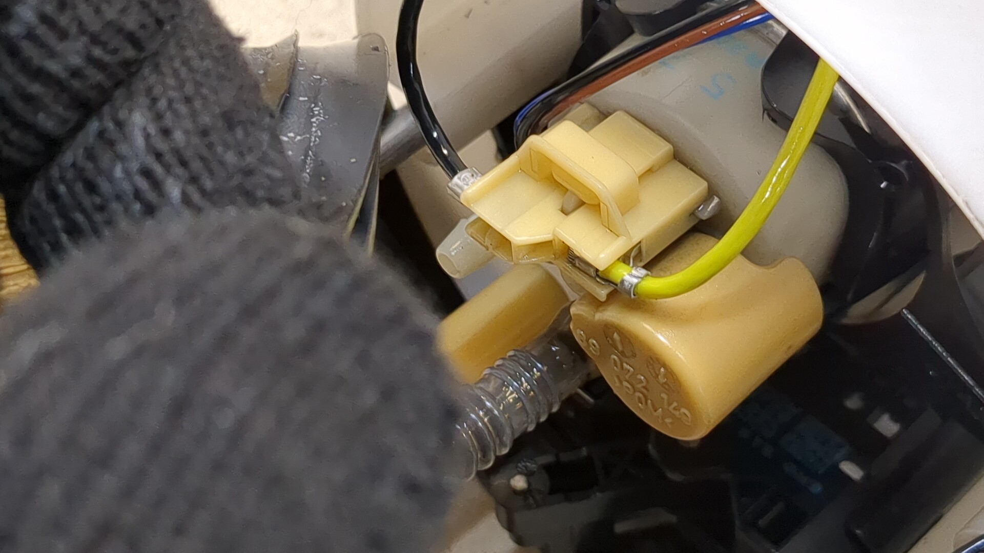 Насос топливный электрический