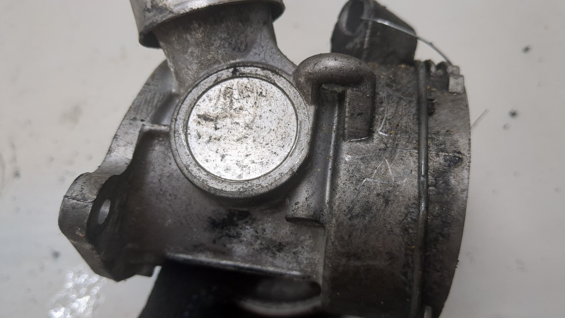 Клапан рециркуляции выхлопных газов (EGR)