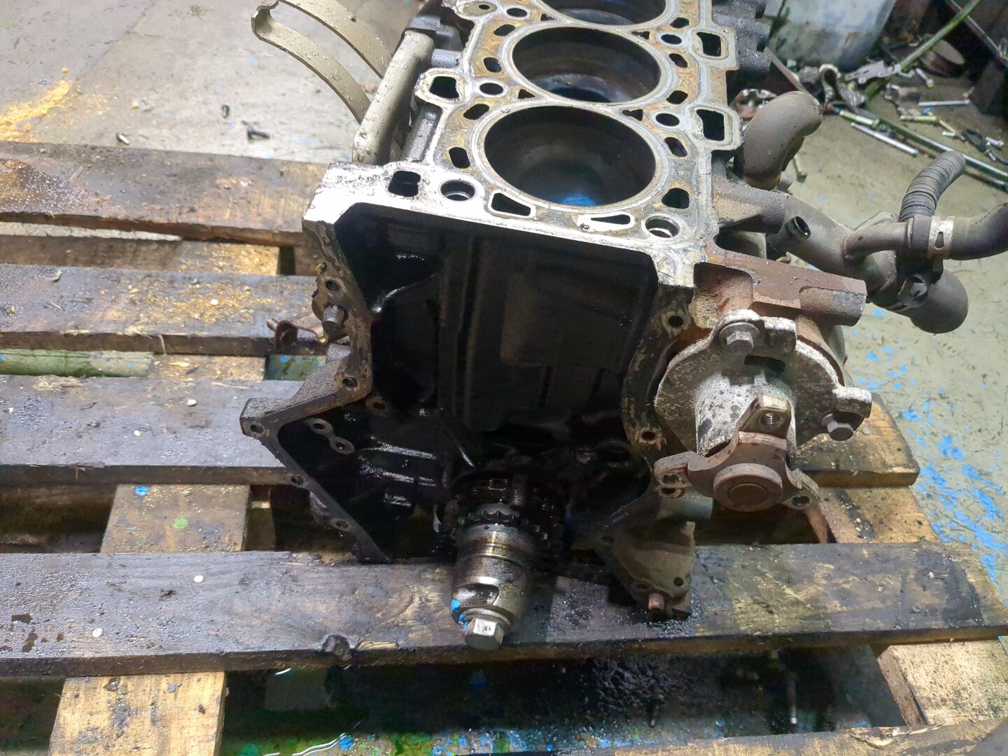 Блок двигателя