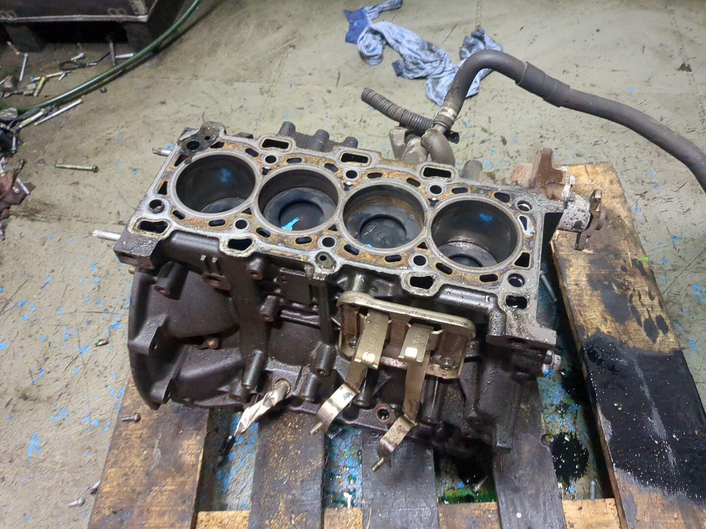 Блок двигателя