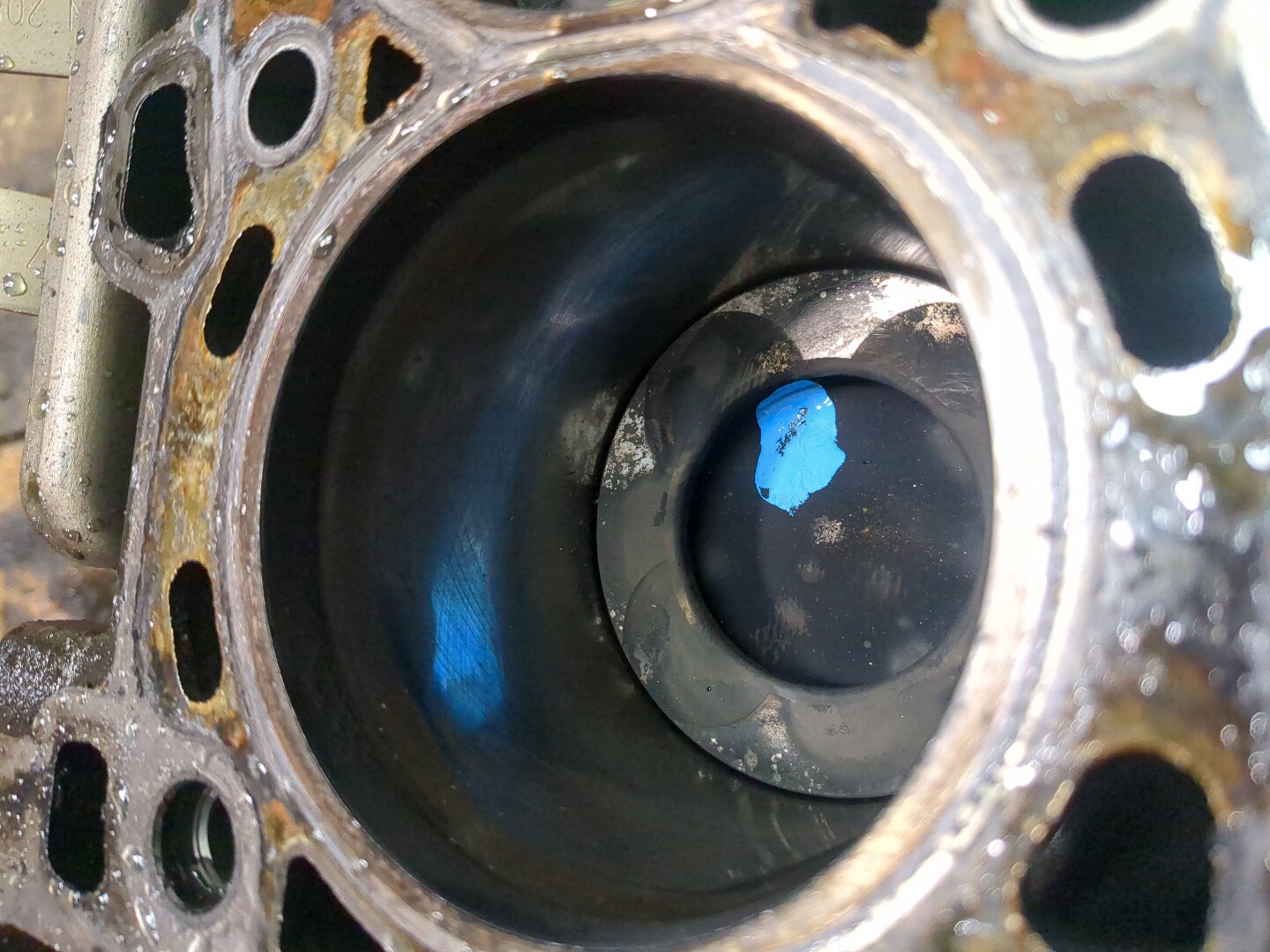 Блок двигателя