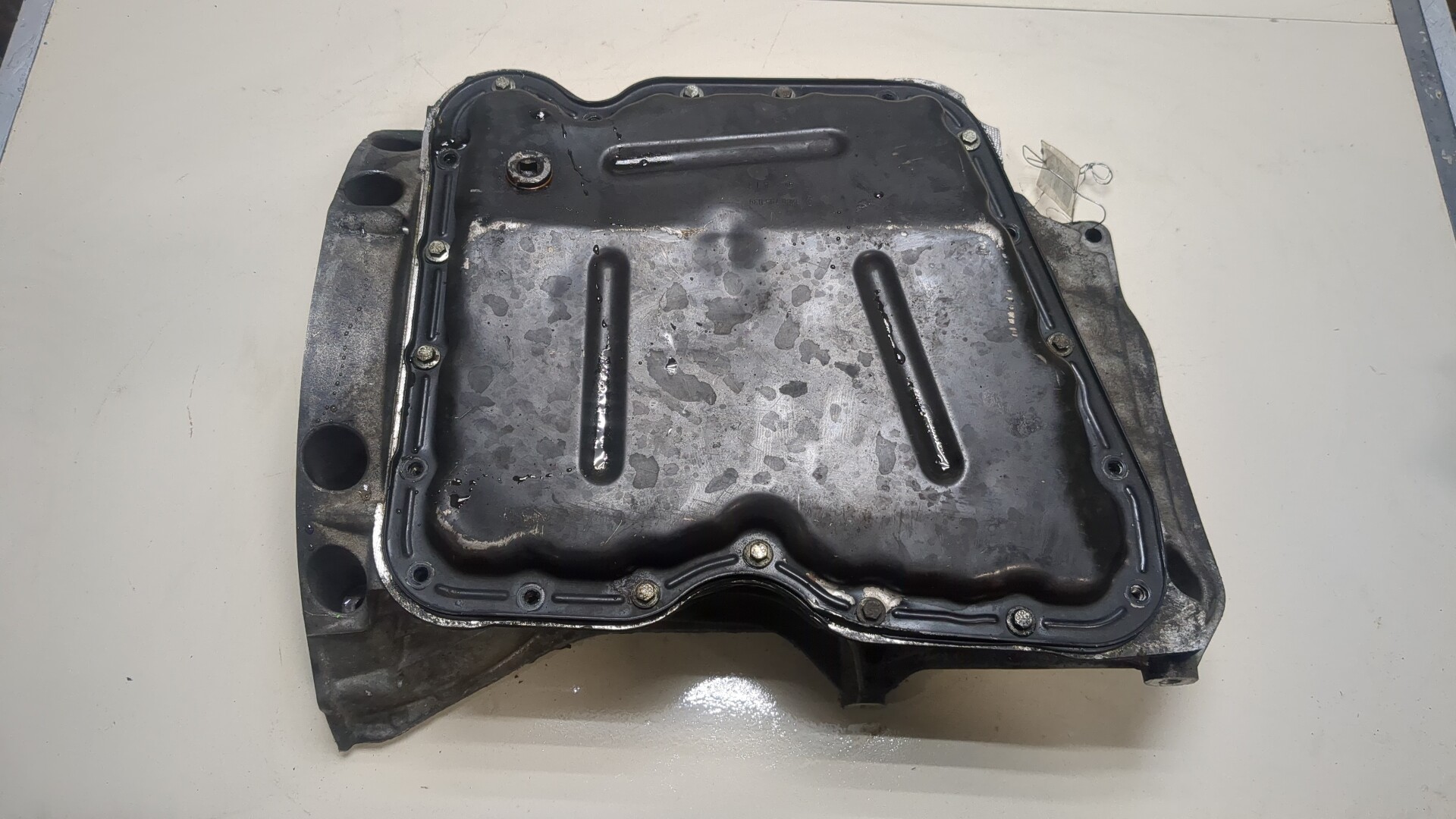 Поддон масляный двигателя (картер)