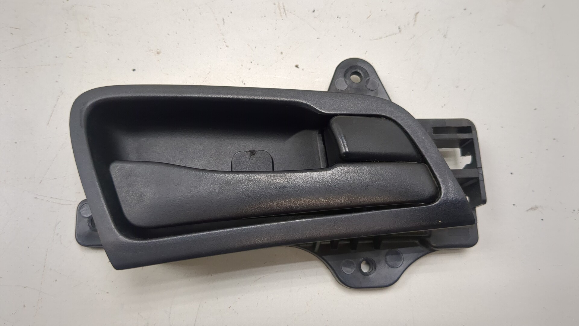 Ручка двери передней внутренняя правая