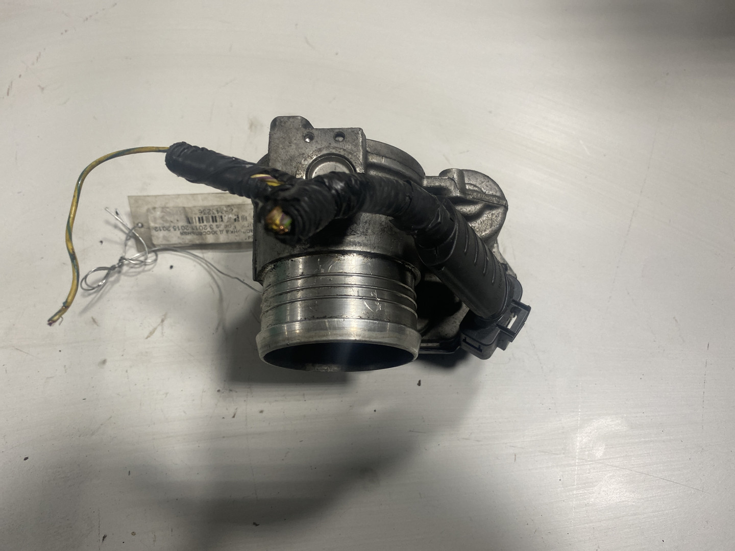 Заслонка дроссельная электрическая