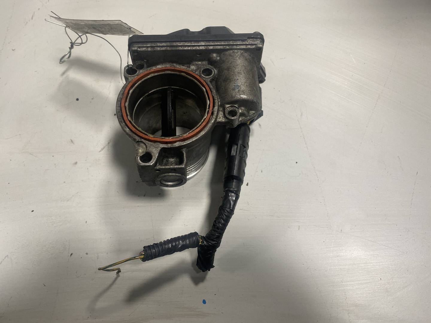 Заслонка дроссельная электрическая