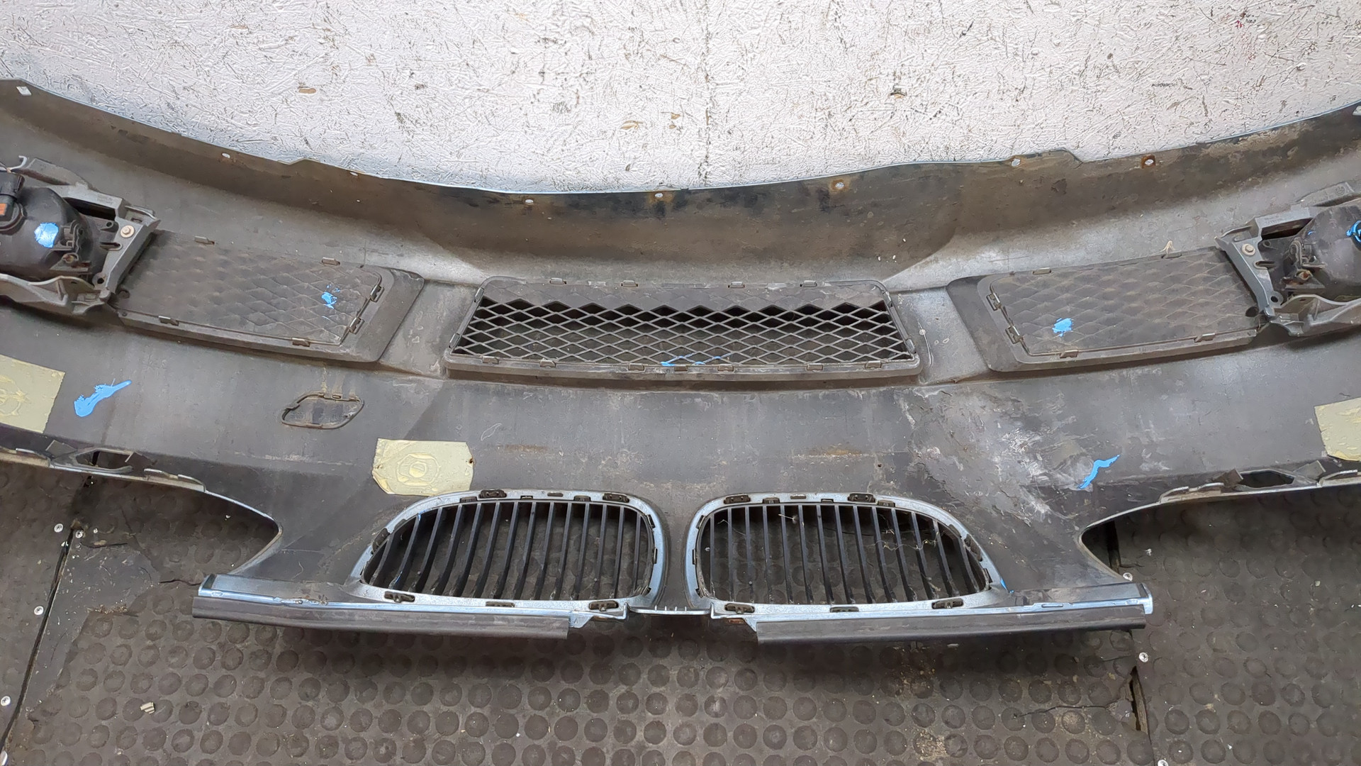 Бампер передний