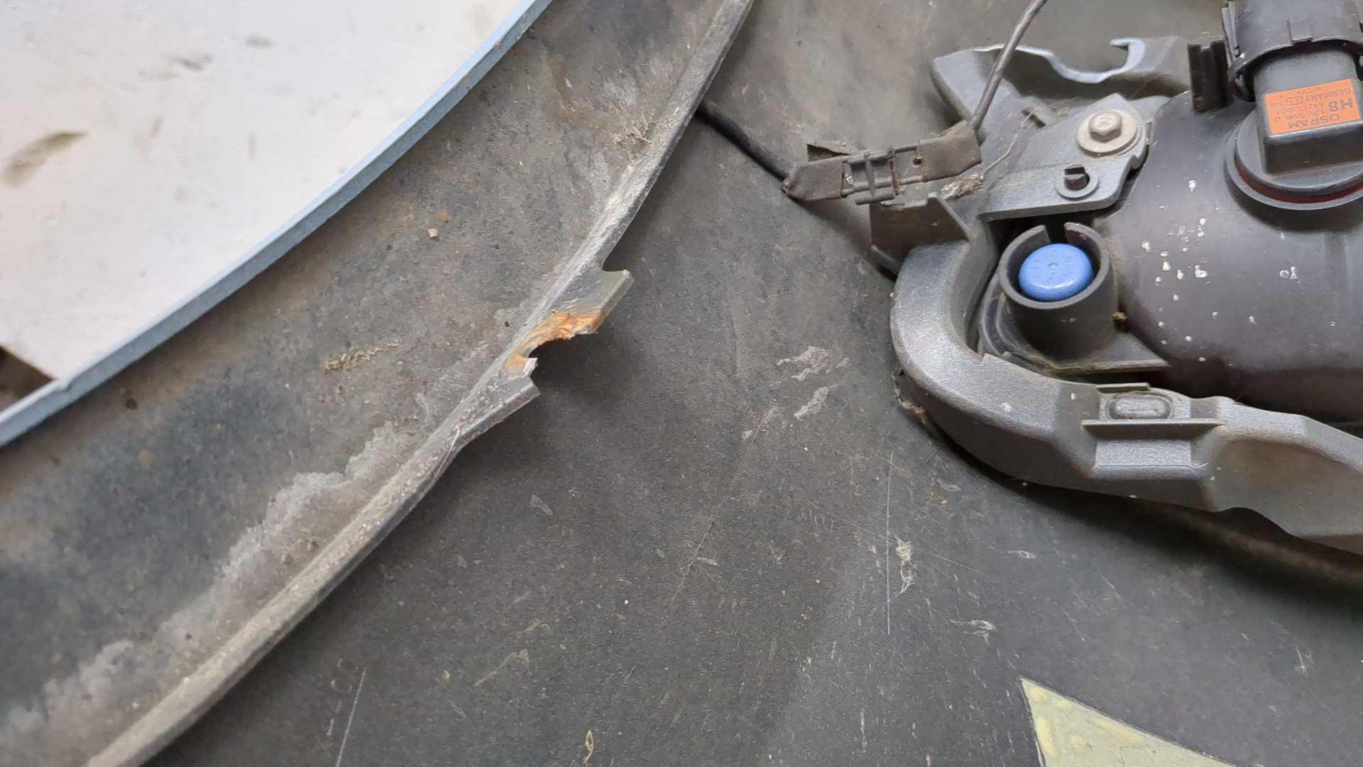 Бампер передний