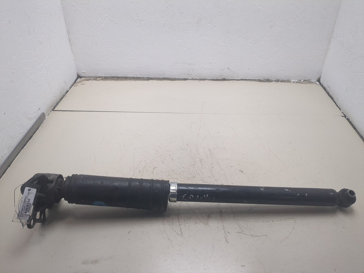 Амортизатор задний (стойка)