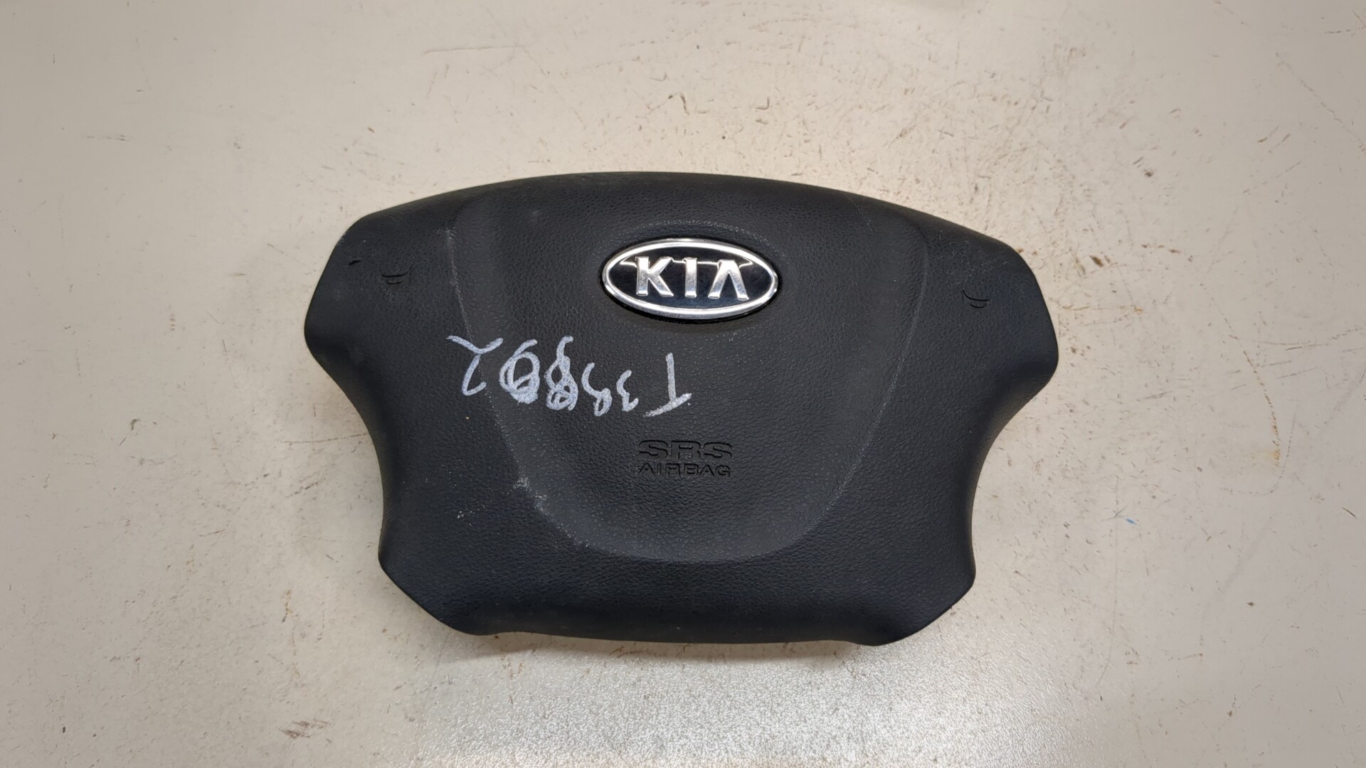 Подушка безопасности в рулевое колесо