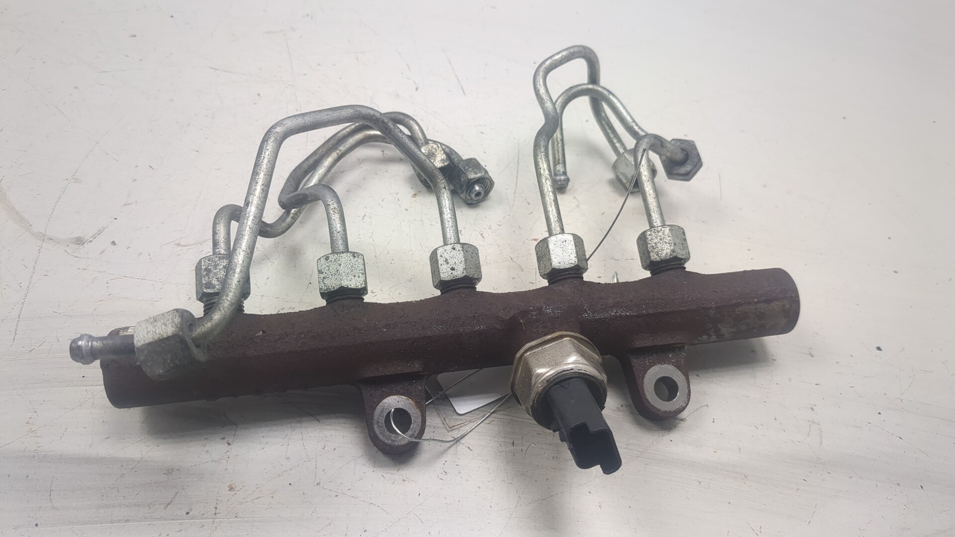 Рейка топливная (рампа)